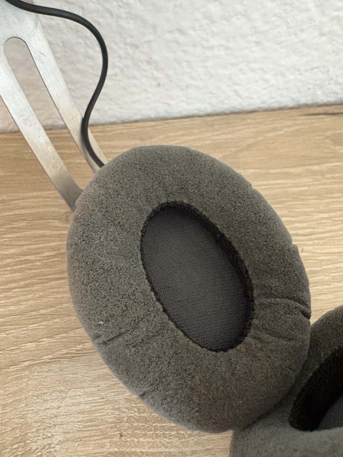 Sennheiser Momentum 1.0 Headphones First Generation Wired On-Ear Blue