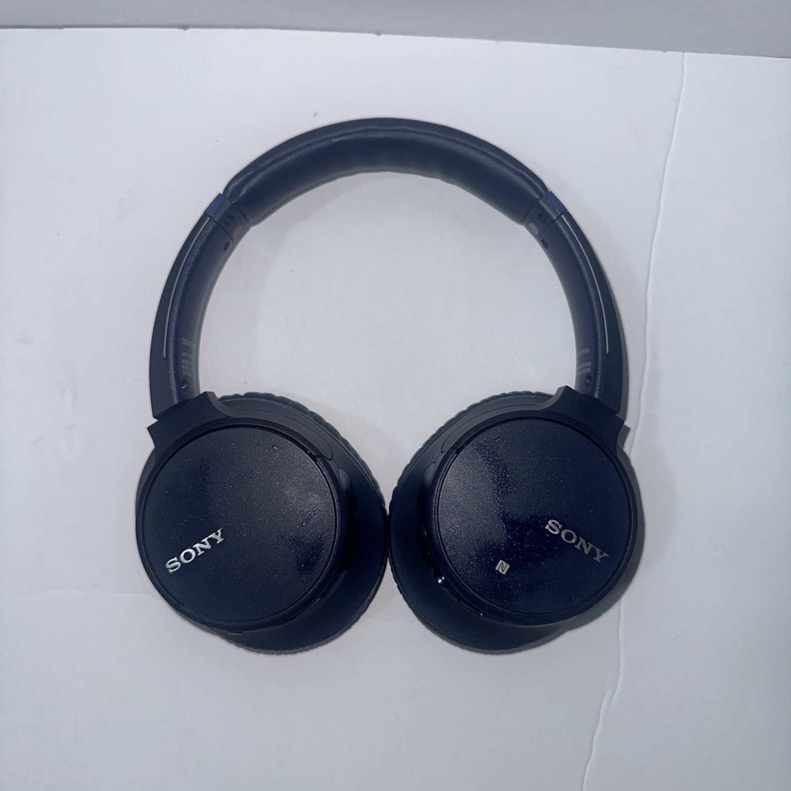 Sony WH-CH700 N Wireless Bluetooth Noise-Canceling Headphones Navy Blue