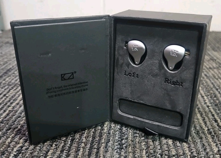KZ AST 24 Drivers Balanced Amature In-Ear Earbuds – Clear