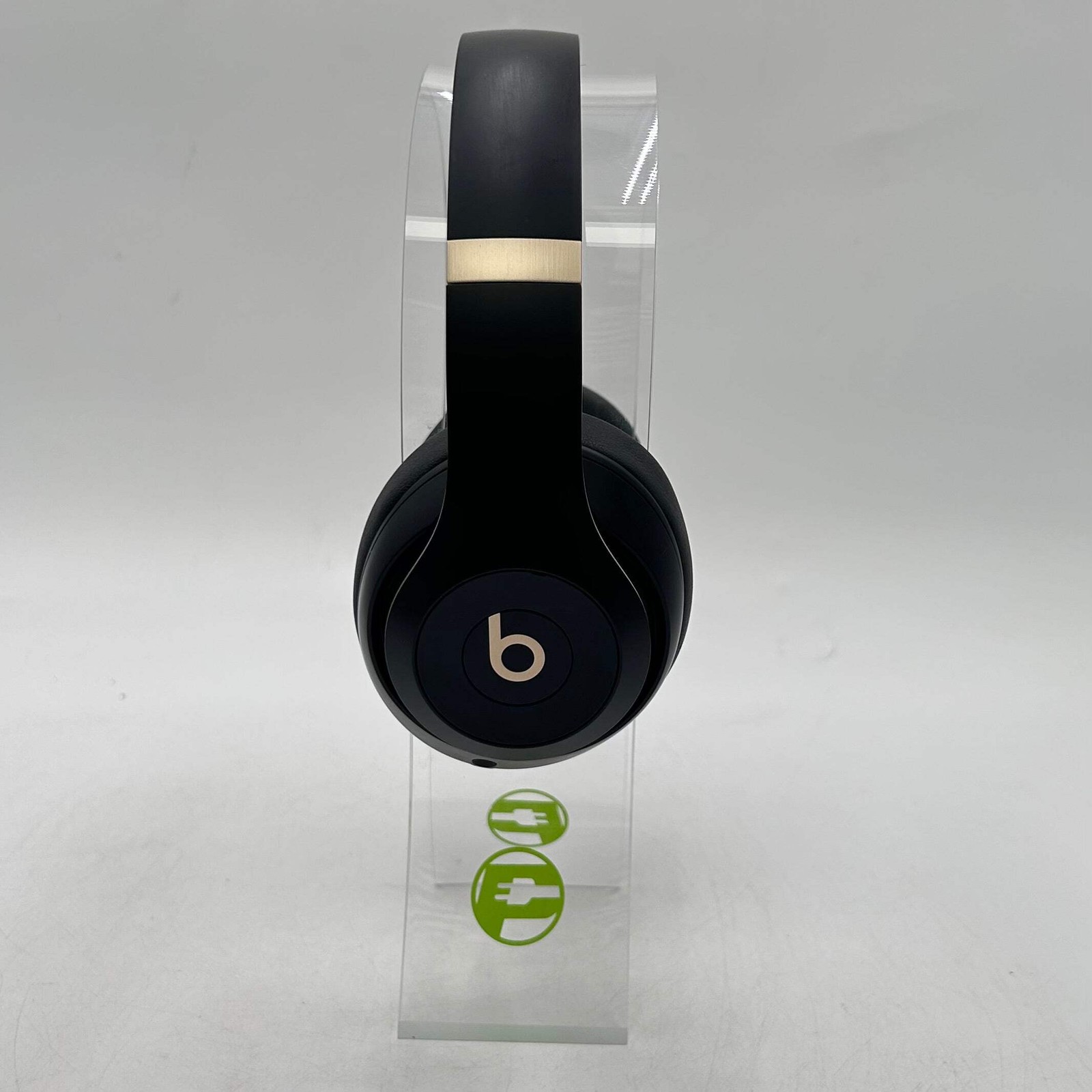 Beats Studio Pro Wireless Over-Ear Bluetooth Headphones Black Gold A2924