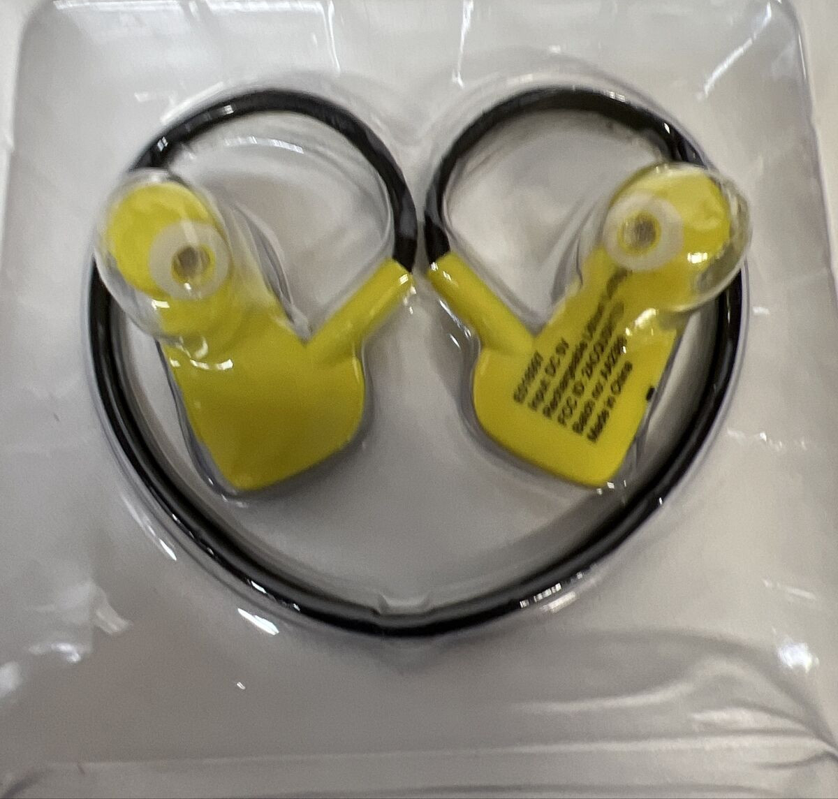Box of 10 SoundLogic Recoil Bluetooth Headphones Earphones Nextgen Sport Yellow