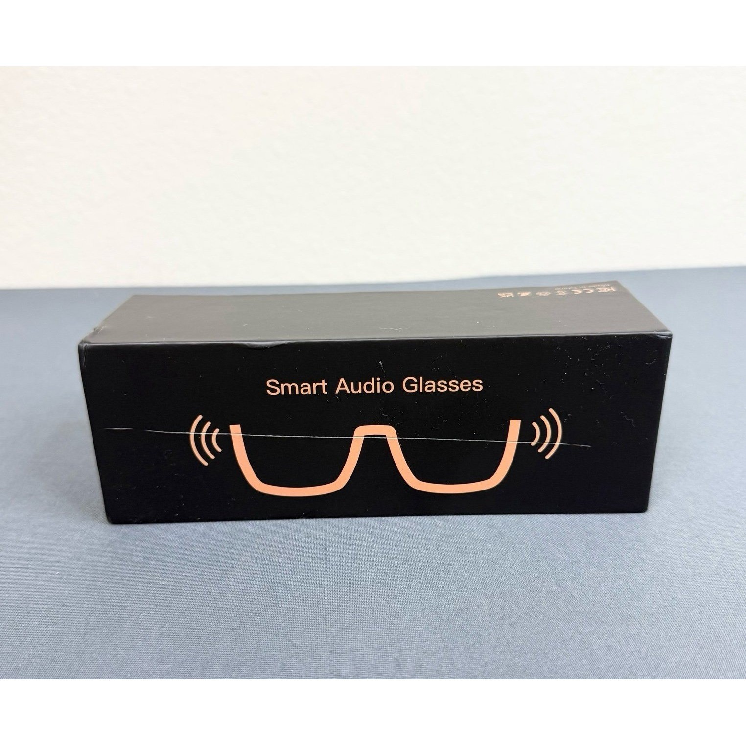 Smart Audio Glasses – Music, Calls & Voice Assistant (New in Box)