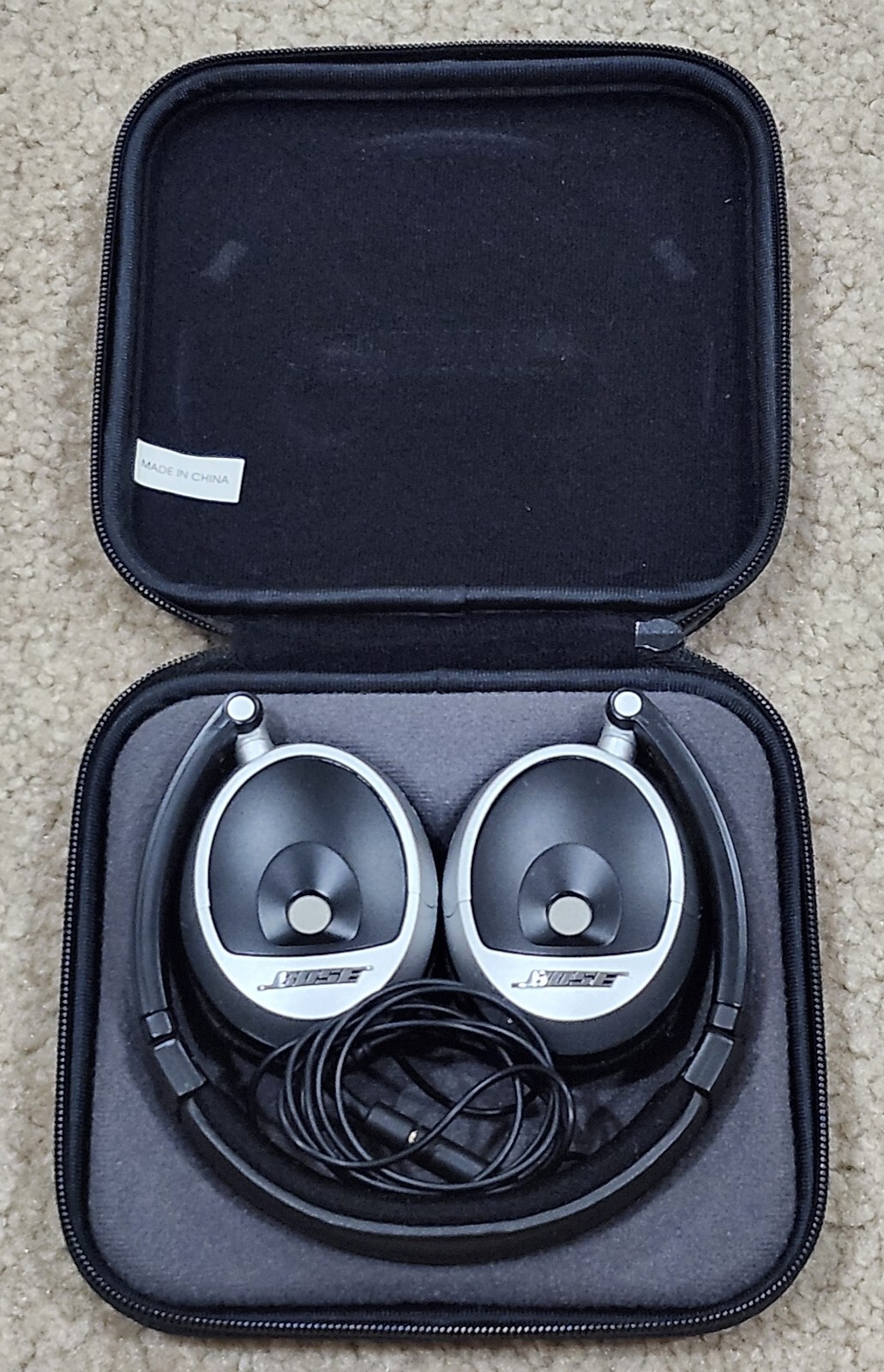 BOSE Wired Headphones With Case 2.5mm Jack