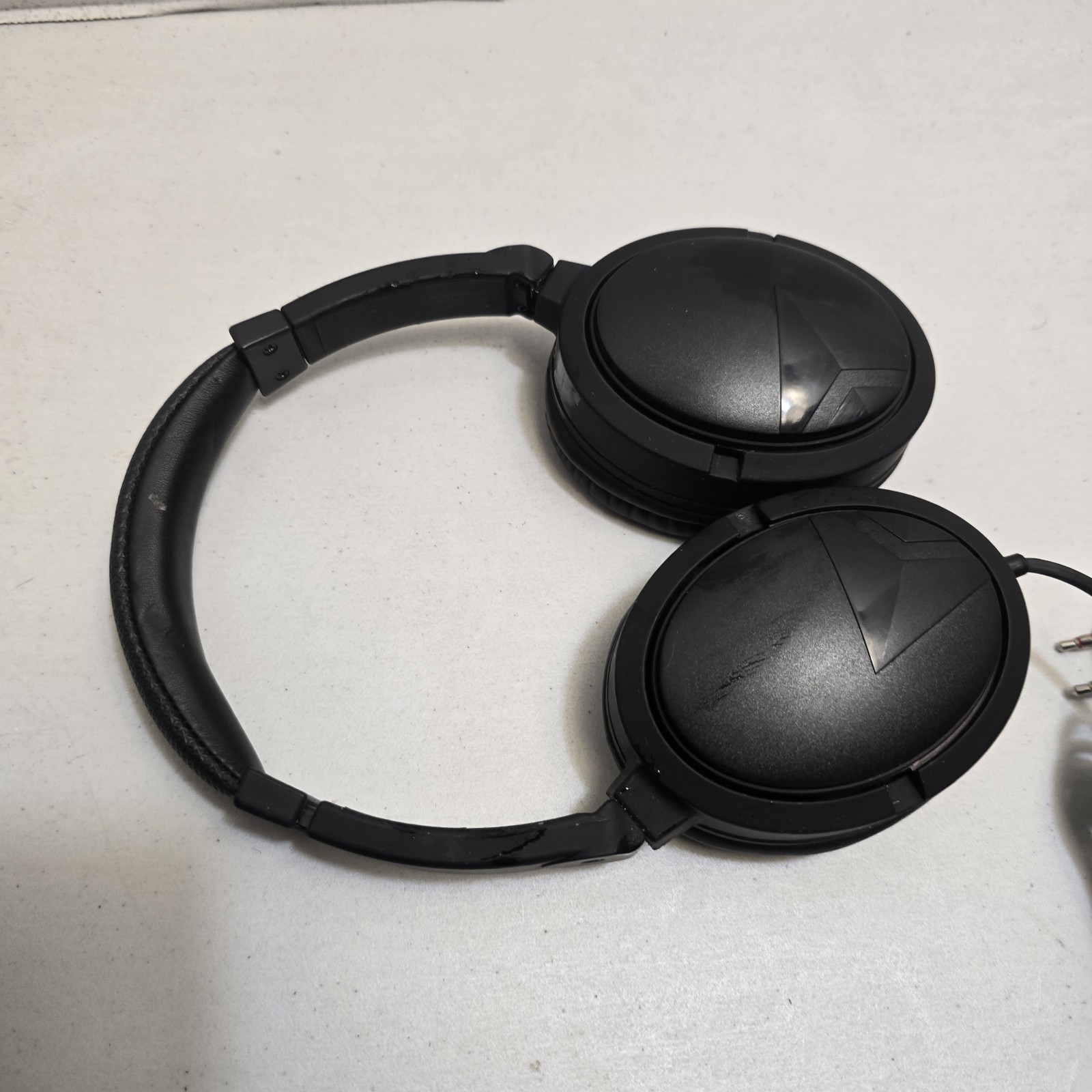 Delta Airlines Premium Noise Canceling Headphones Wired 208423-LN1-52 Works