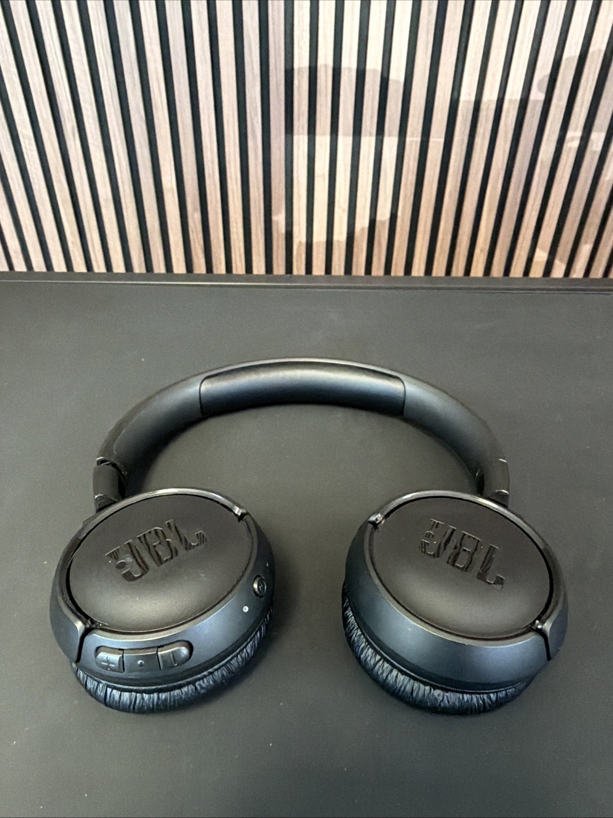 JBL Tune 520BT Bluetooth Wireless On-Ear Headphones- Black – Fully Tested & Work