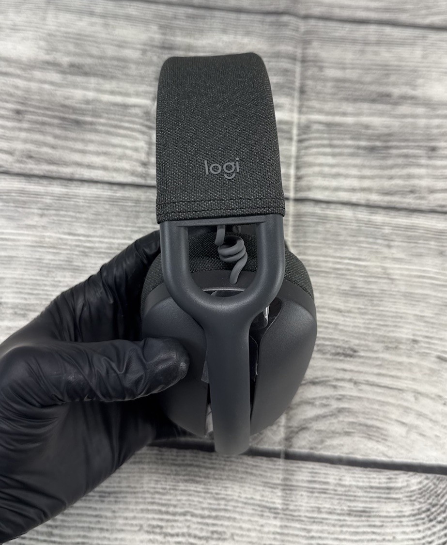 Logitech Zone Vibe 100 Lightweight, Wireless, Noise Canceling Over-Ear Headphone