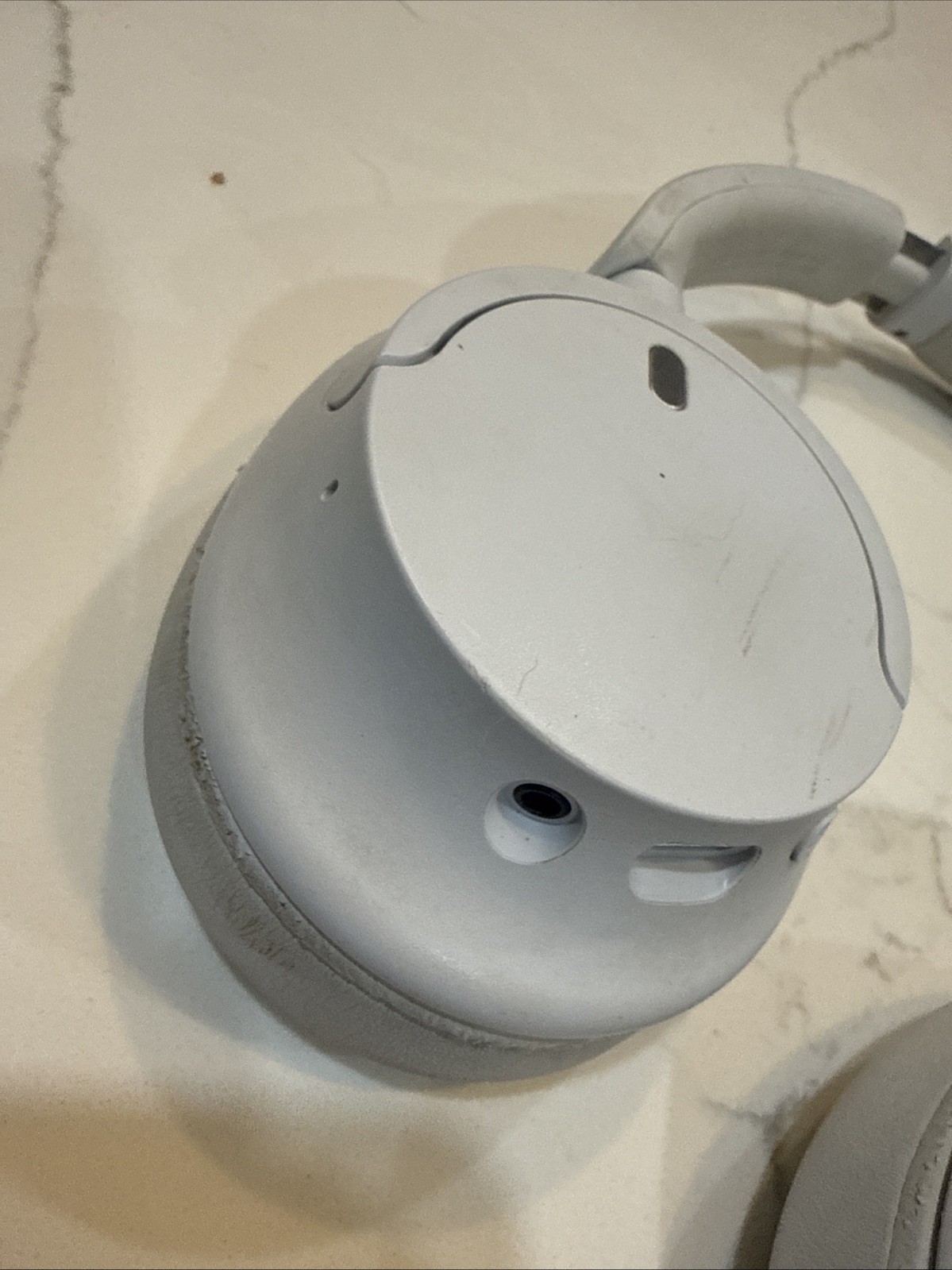 Sony WH-CH720N Wireless Noise Canceling Bluetooth Headphones White