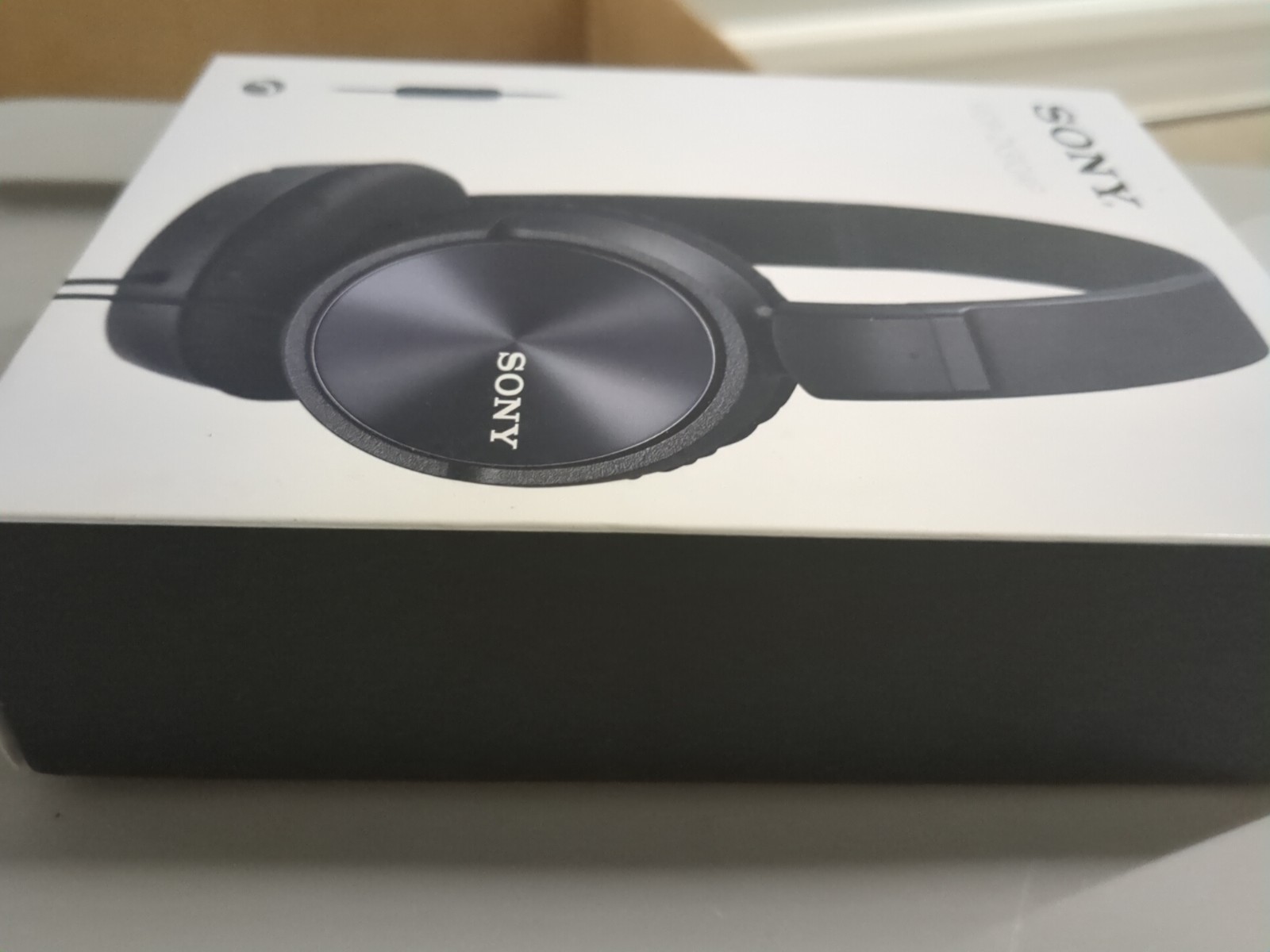 Sony Headphones Model MDR-ZX310AP Stereo Monitor Over-Head Wired Black – New