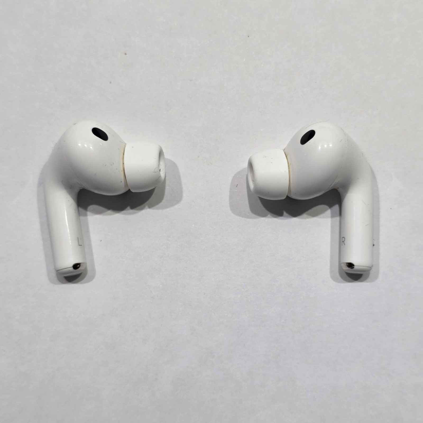 Apple AirPods Pro 3rd Generation Wireless In-Ear Headset – Warranty Oct 2026