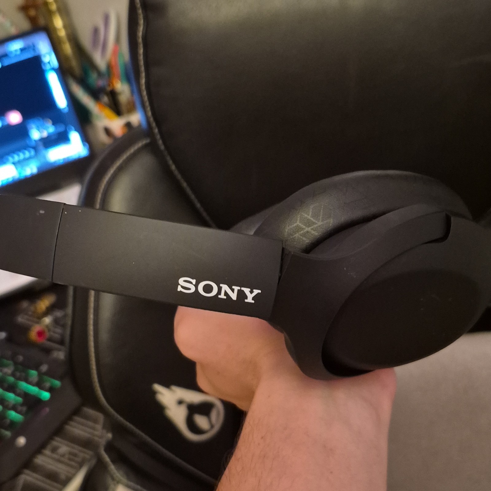 Sony WH-RF400 Black Over-Ear Headband Headphones Bluetooth + 3.5mm Jack