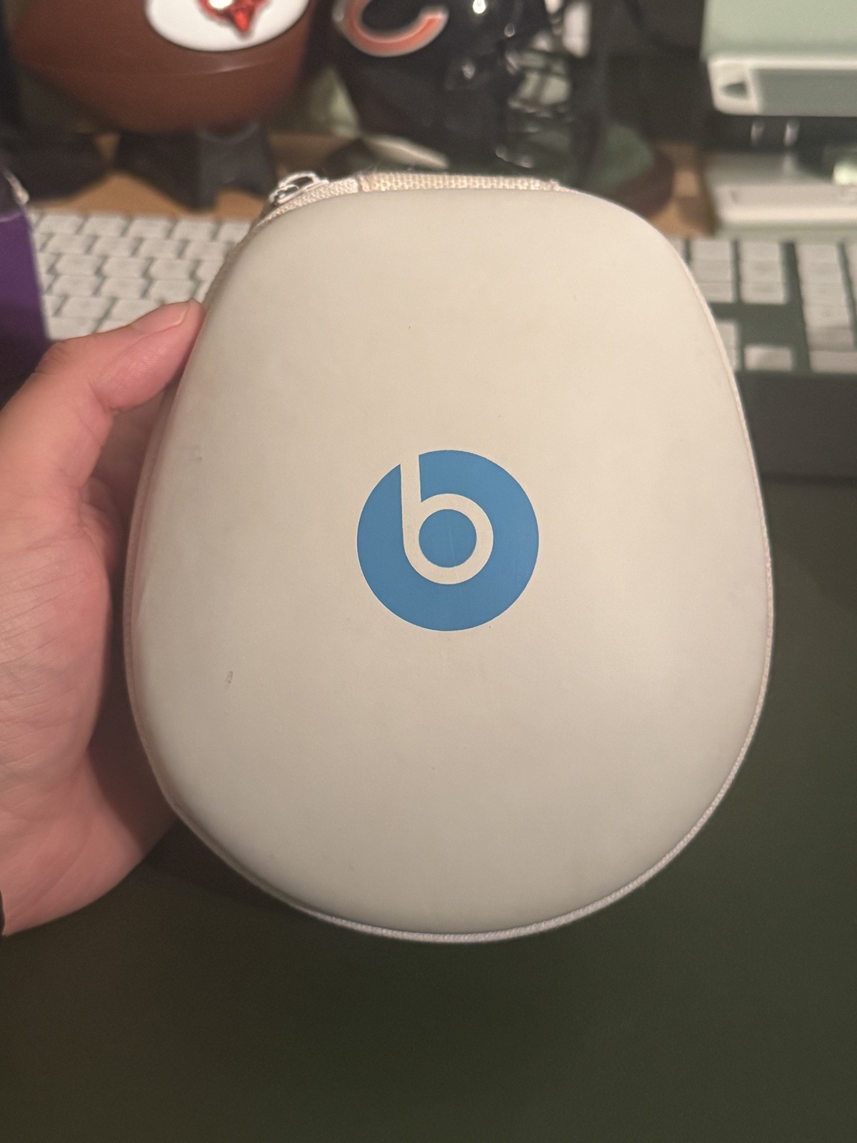 Beats by Dr. Dre Beats Mixr on ear Headphones (Blue Color) Tested A- Grade?