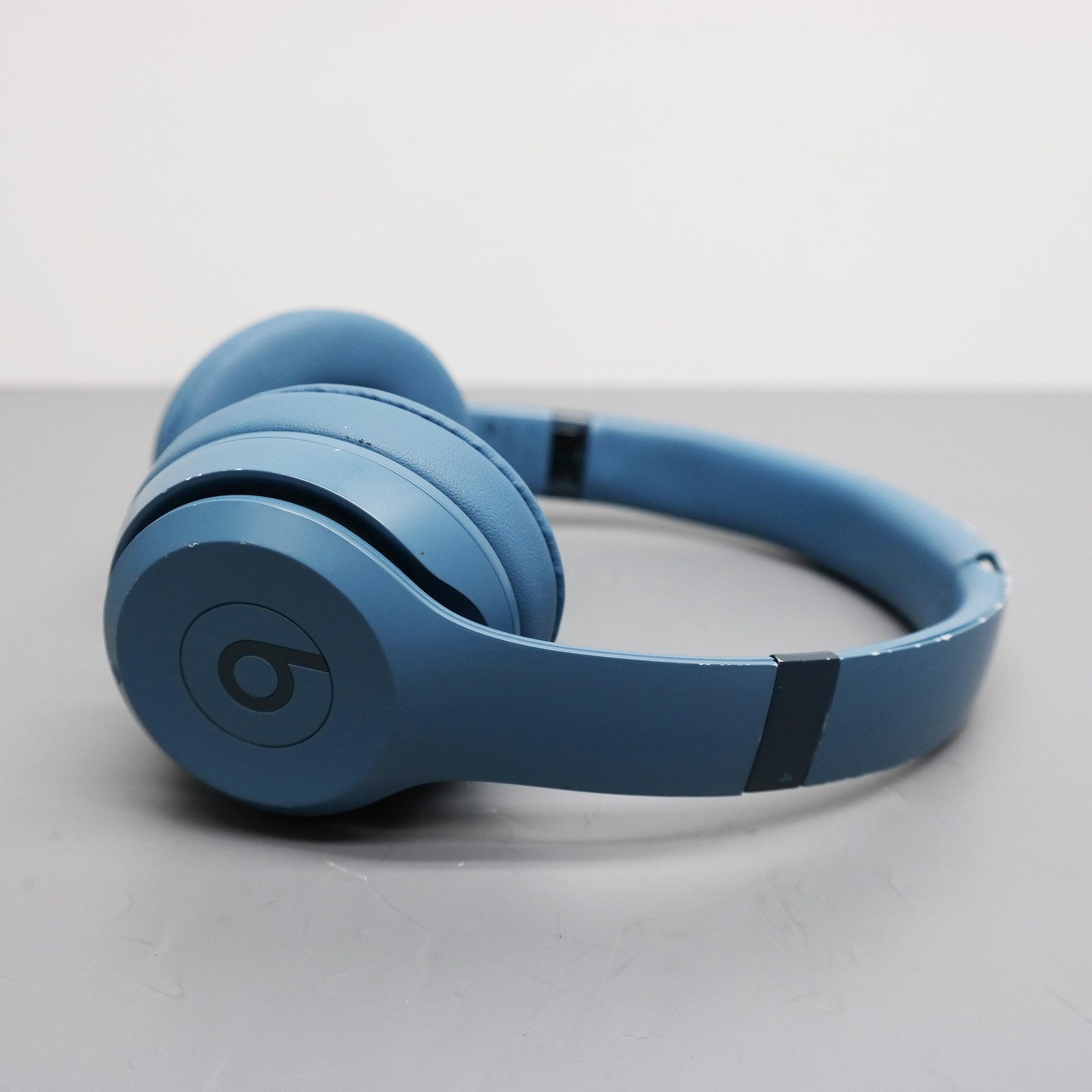 Beats by Dr. Dre Solo 4 On Ear Headphones MUW43LL/A Slate Blue READ