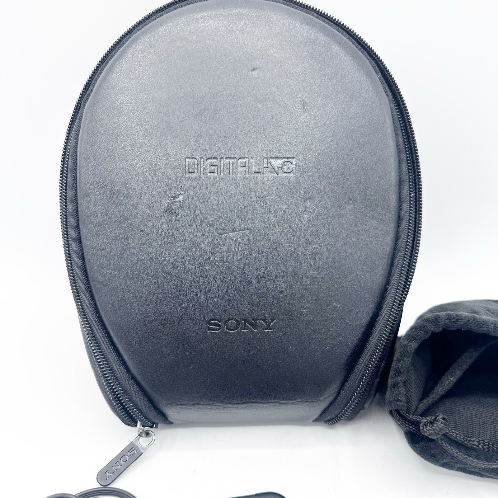 Sony MDR-NC500D Digital Noise Reduction Cancelation Headphones Case Cables Works
