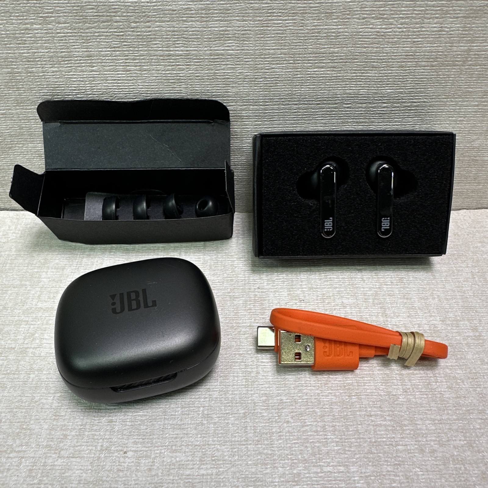JBL Live Pro 2 In Ear Bluetooth Headphones – Black / READ