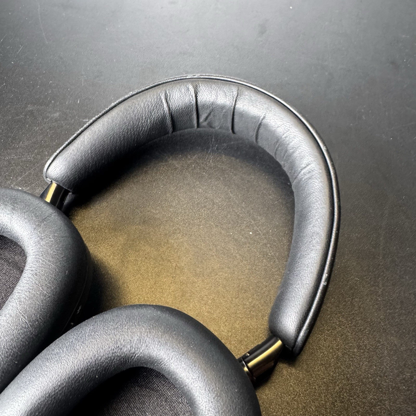 Bowers&Wilkins PX8 Bluetooth Wireless Noise-Cancelling Headphones Black