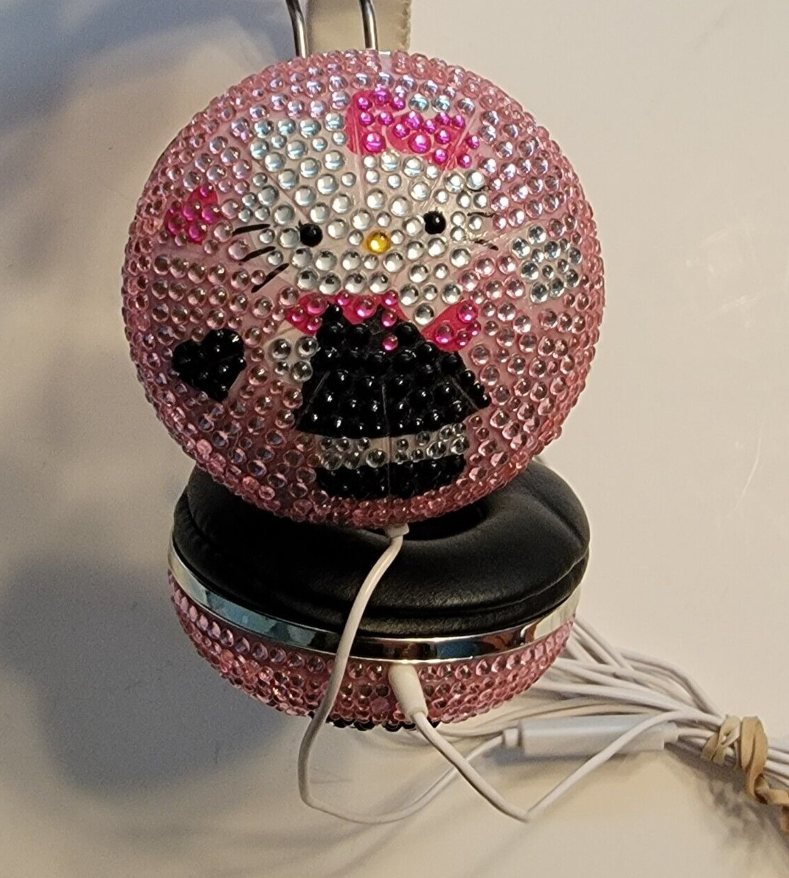 2013 Hello Kitty Rhinestone Headphones Tested/Working