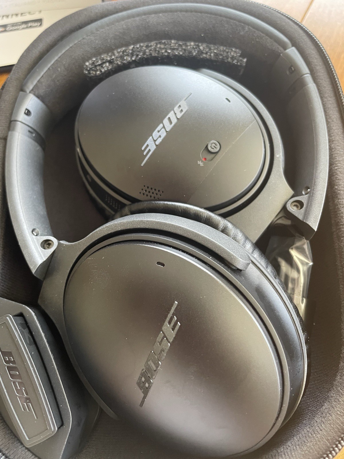 Bose QuietComfort 35 Over the Ear Wireless Headphones – Black