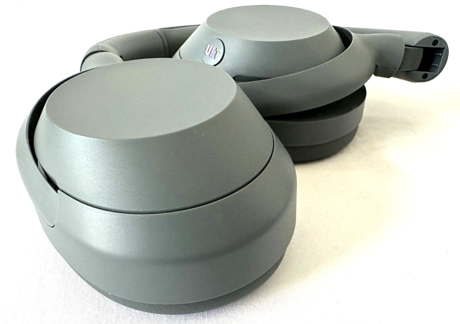 Sony ULT WEAR 900N Wireless Noise Canceling Bluetooth Headphones Forest Gray 1