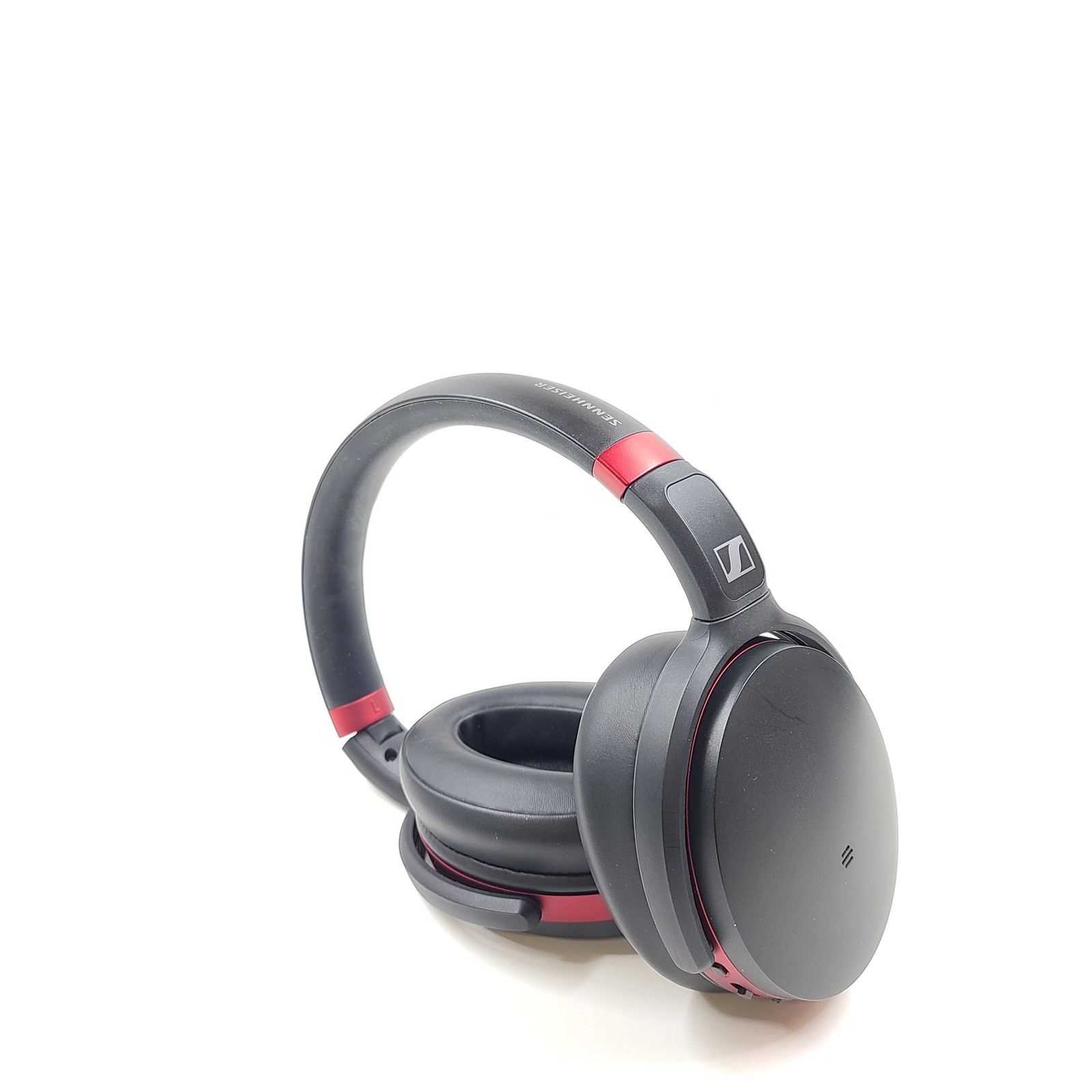 Sennheiser HD 458BT Active NC Bluetooth Wireless Headphones – Black/Red Grade A