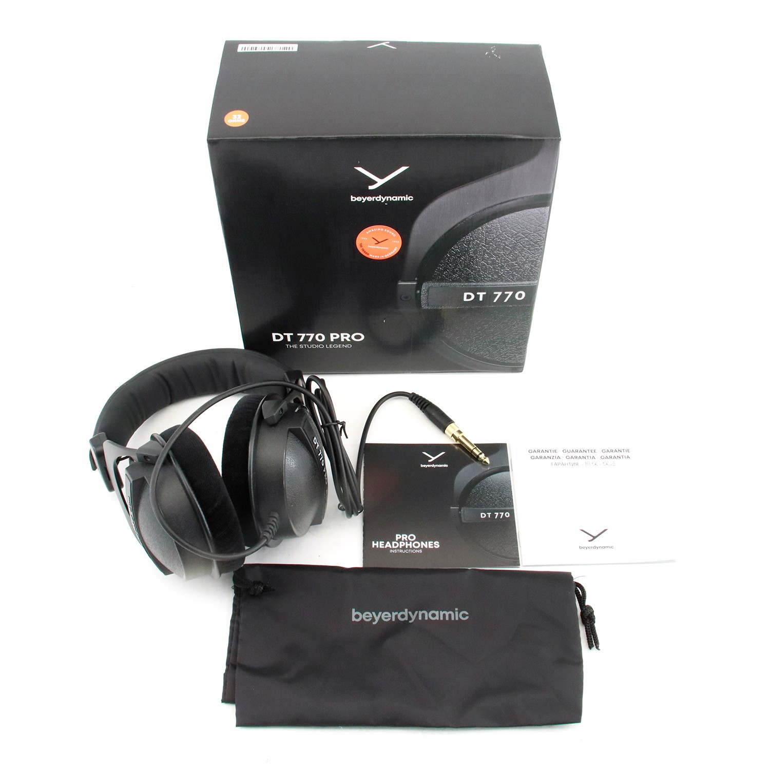 Beyerdynamic DT 770 Pro 32 ohm Closed-back Studio Mixing Headphones