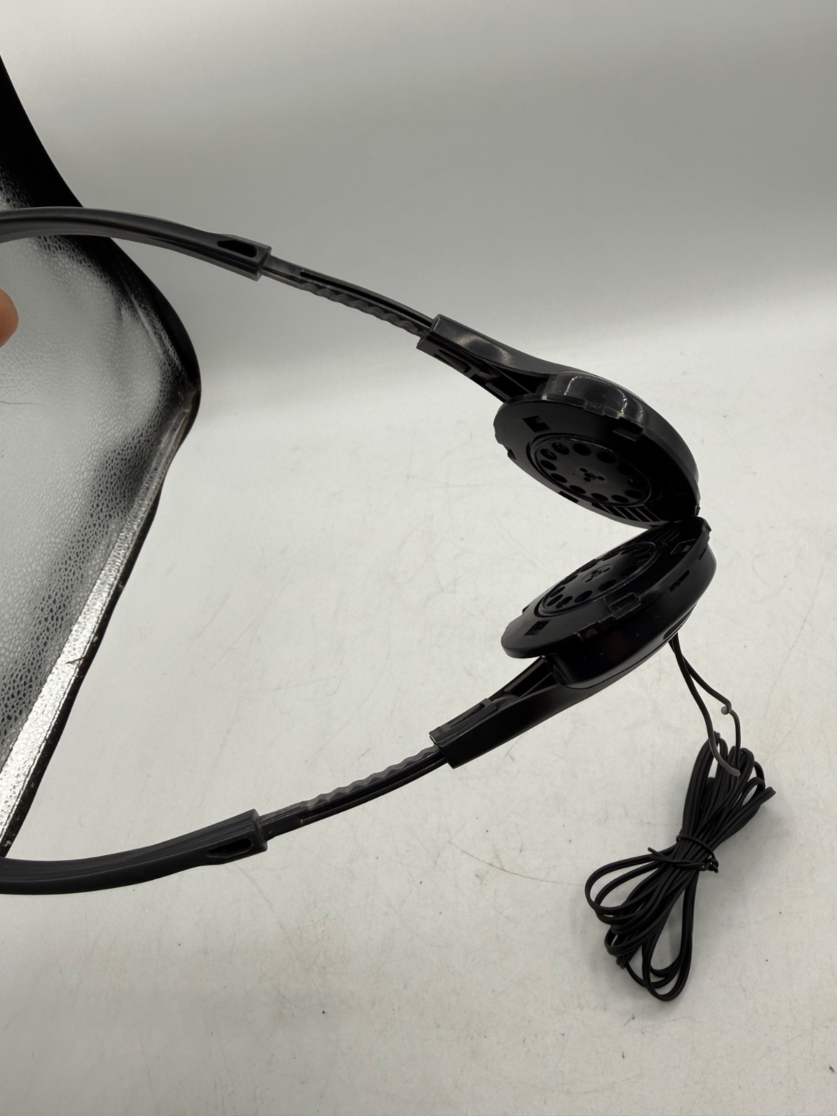 SONY MDR-15 Headphones On Ear Foam Pads Walkman (Tested and Work) 3.5mm Vintage