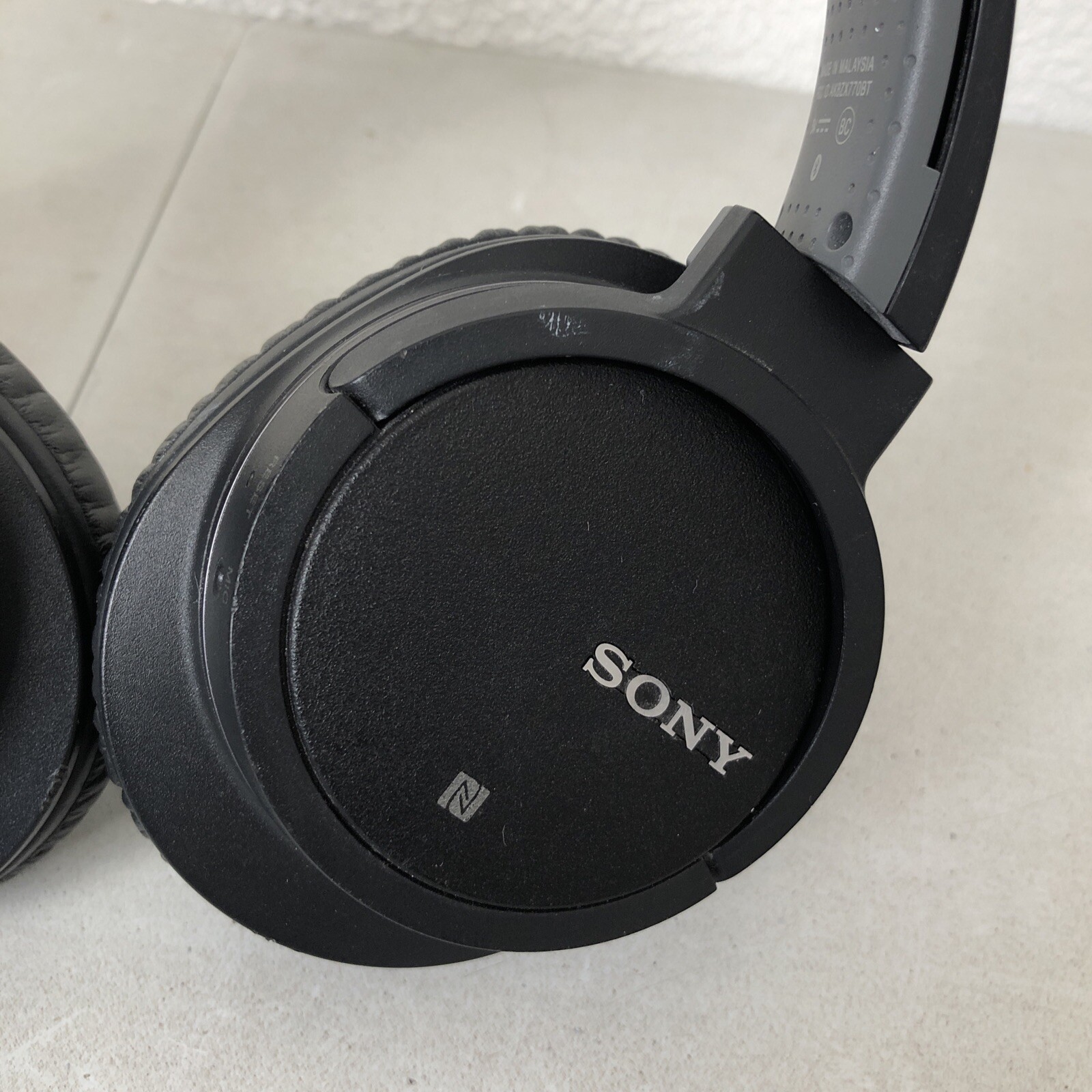 Sony MDR-ZX770BT Wireless Headphones Bluteooth Headset Over The Ear J41