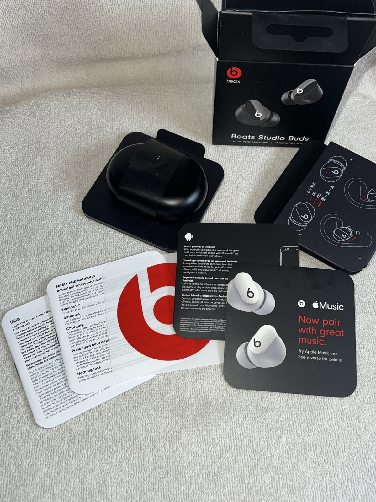 Beats Studio Buds – Active Noise Cancelling – BLACK