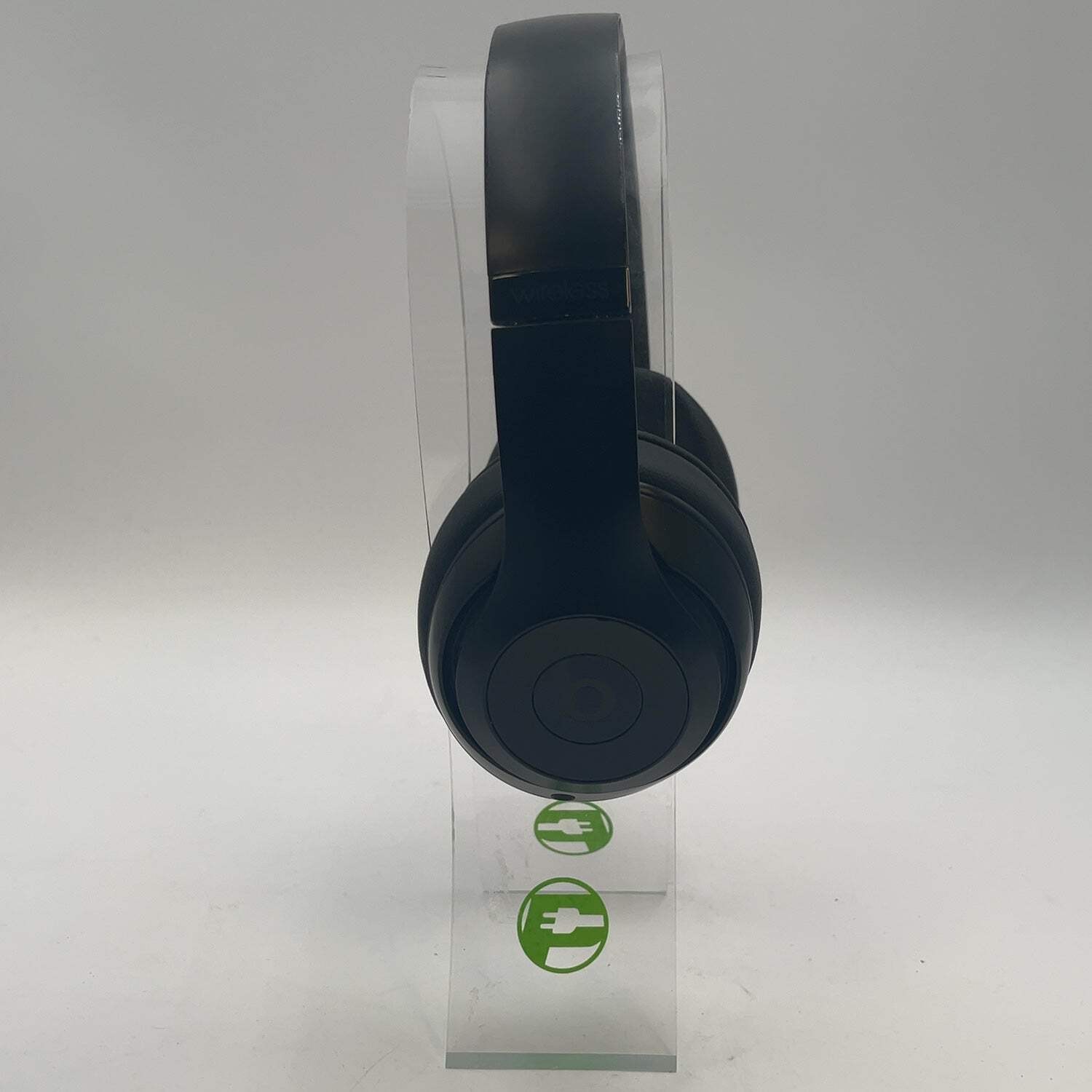 Beats Studio3 Wireless On-Ear Bluetooth Headphones Black MX3X2LL/A