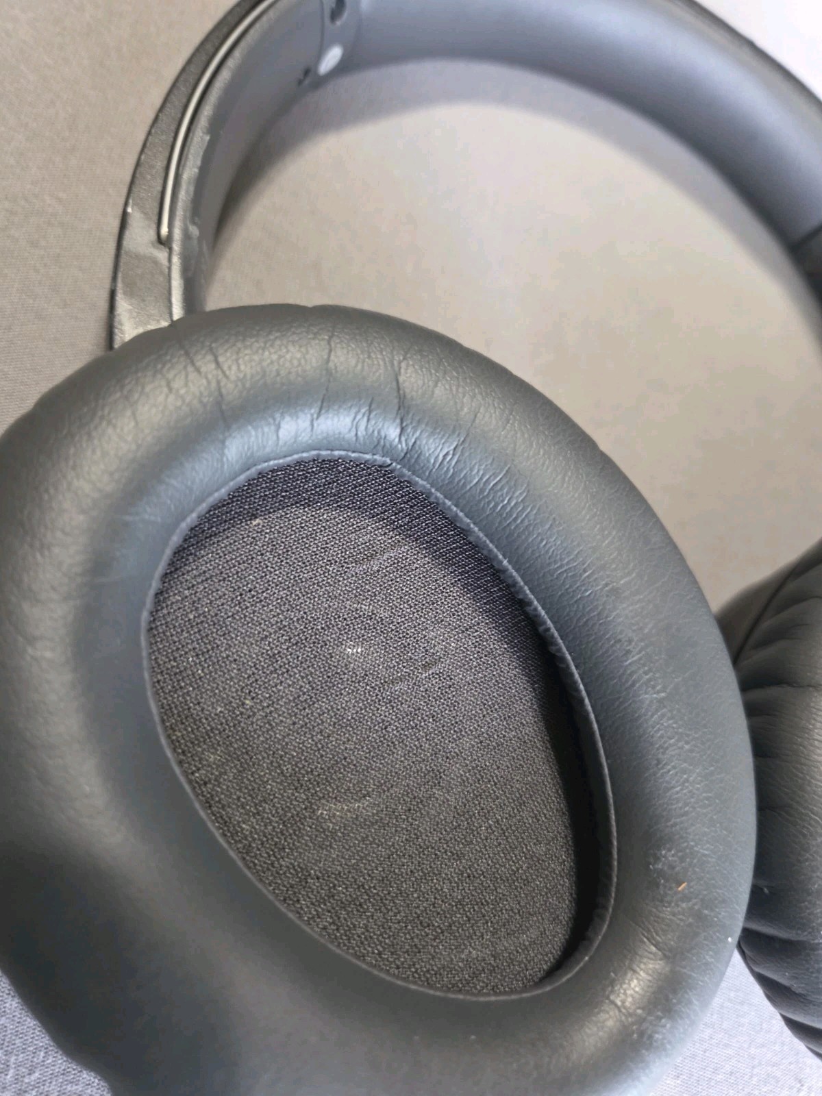 SONY WH-CH700N Wireless Noise Canceling Over-ear Headphones (Gray) – TESTED