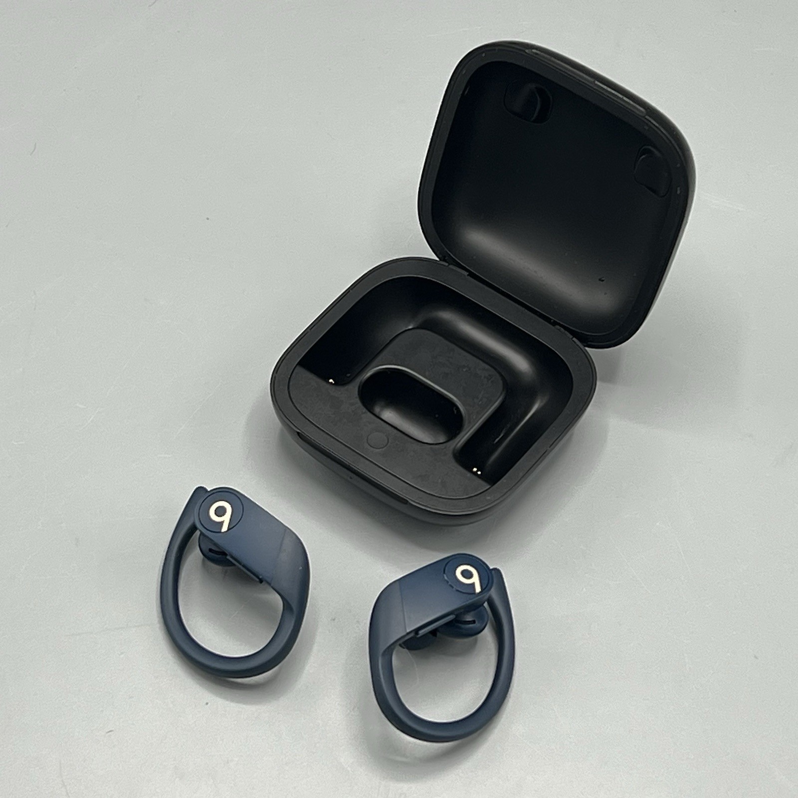 🔥Beats by Dr. Dre Powerbeats Pro Navy Blue – A2048 Working