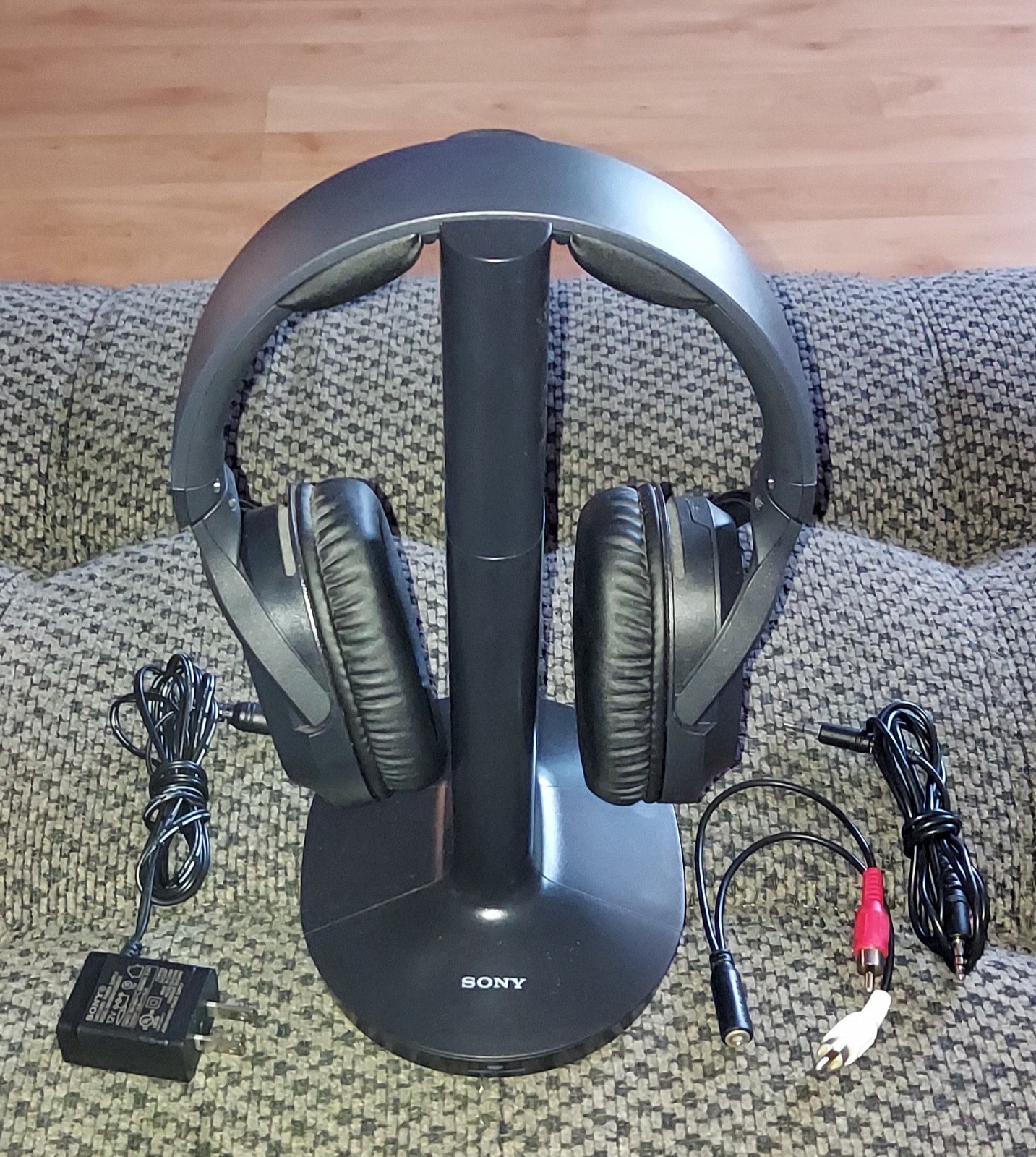 Sony WH-RF400R Wireless Home Theater Headphones for Watching TV, Movies,Sports