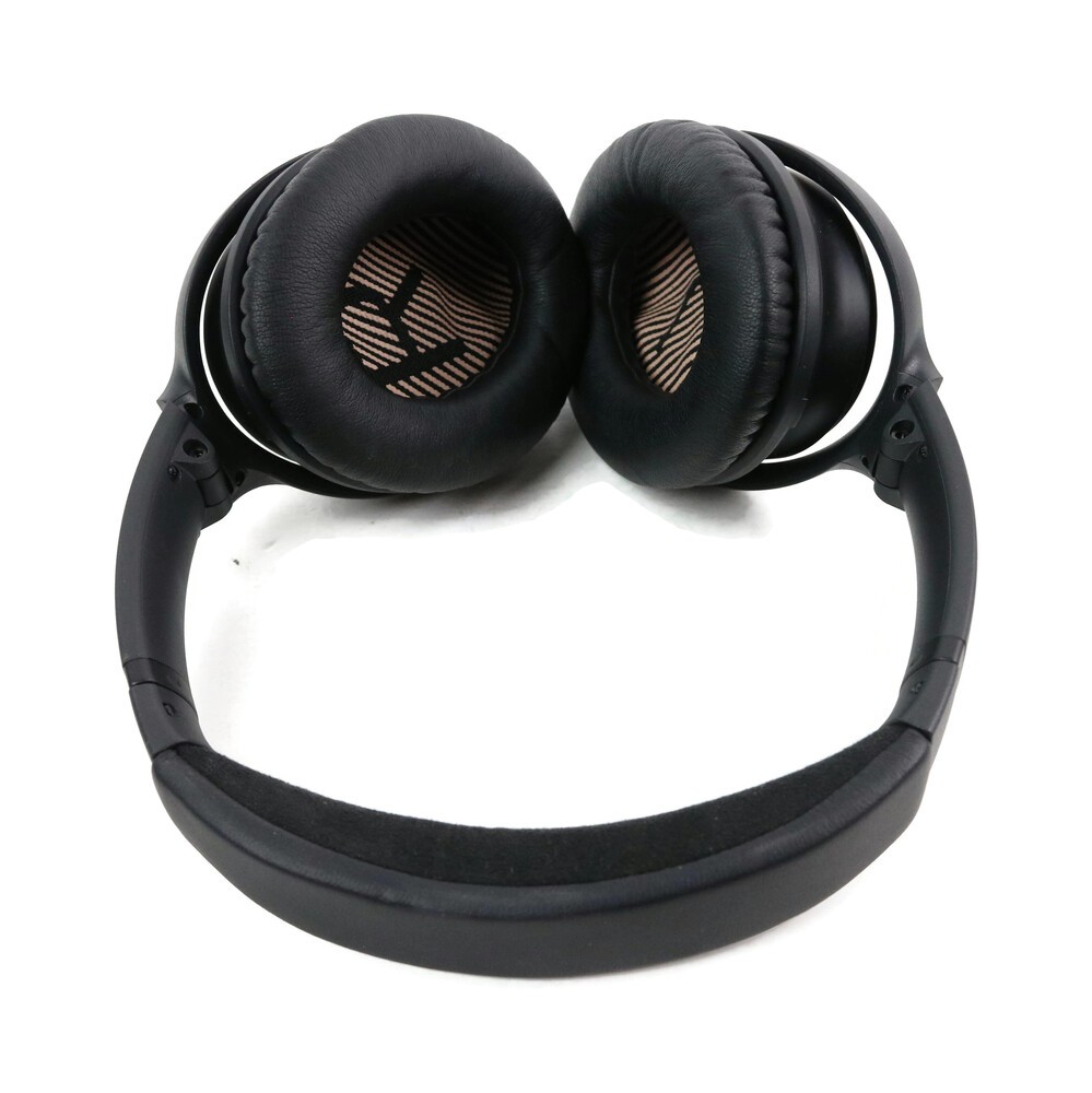 Bose Quiet Comfort 35 Bluetooth Headphones with Wired Mic attachment, USB, Case