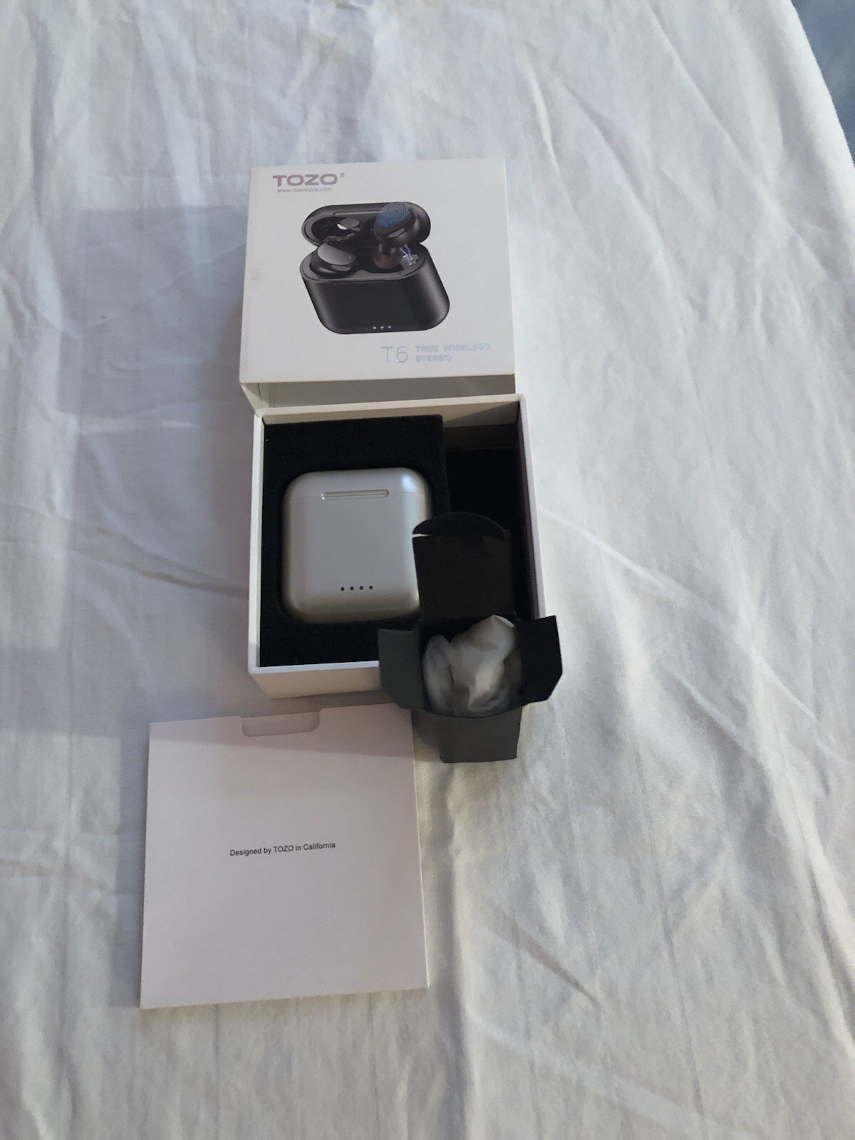 Tozo T6 Earbuds – Champagne *New in Box*