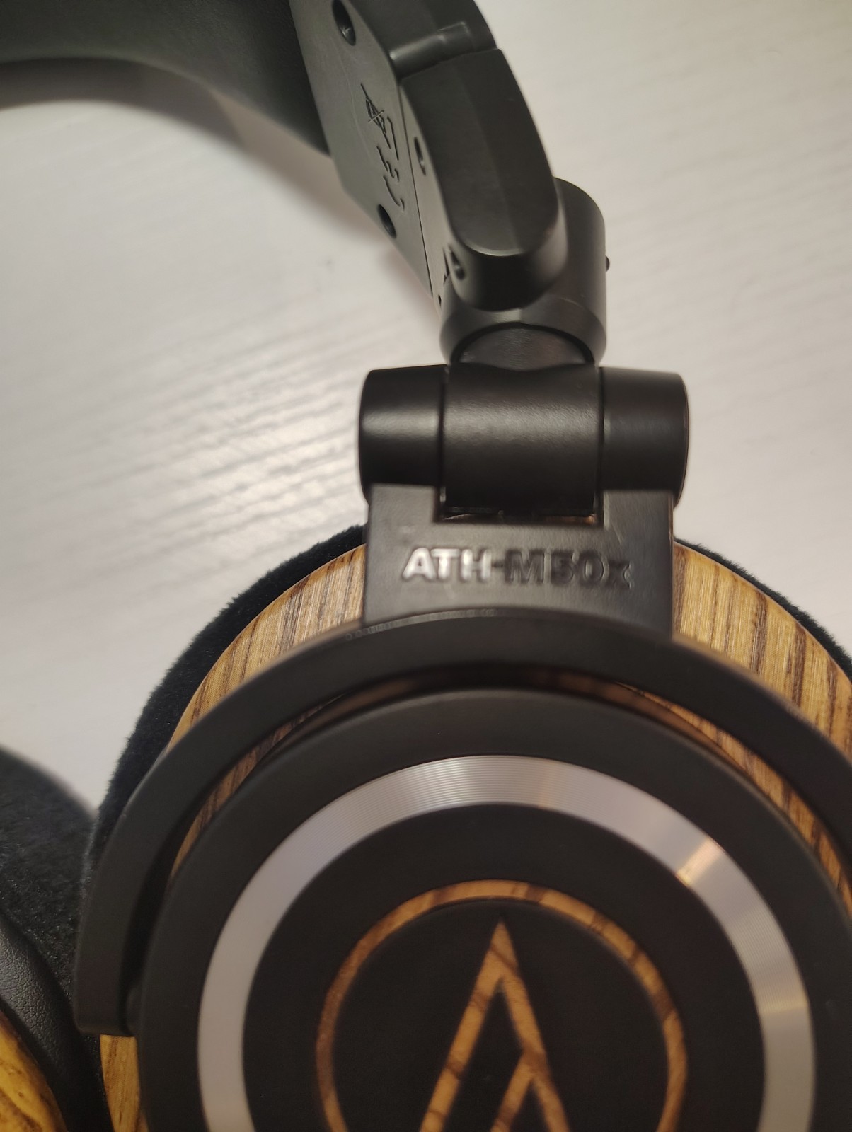 Audio-Technica ATH-M50x Custom Color Headphones Good Condition New Ear Pads