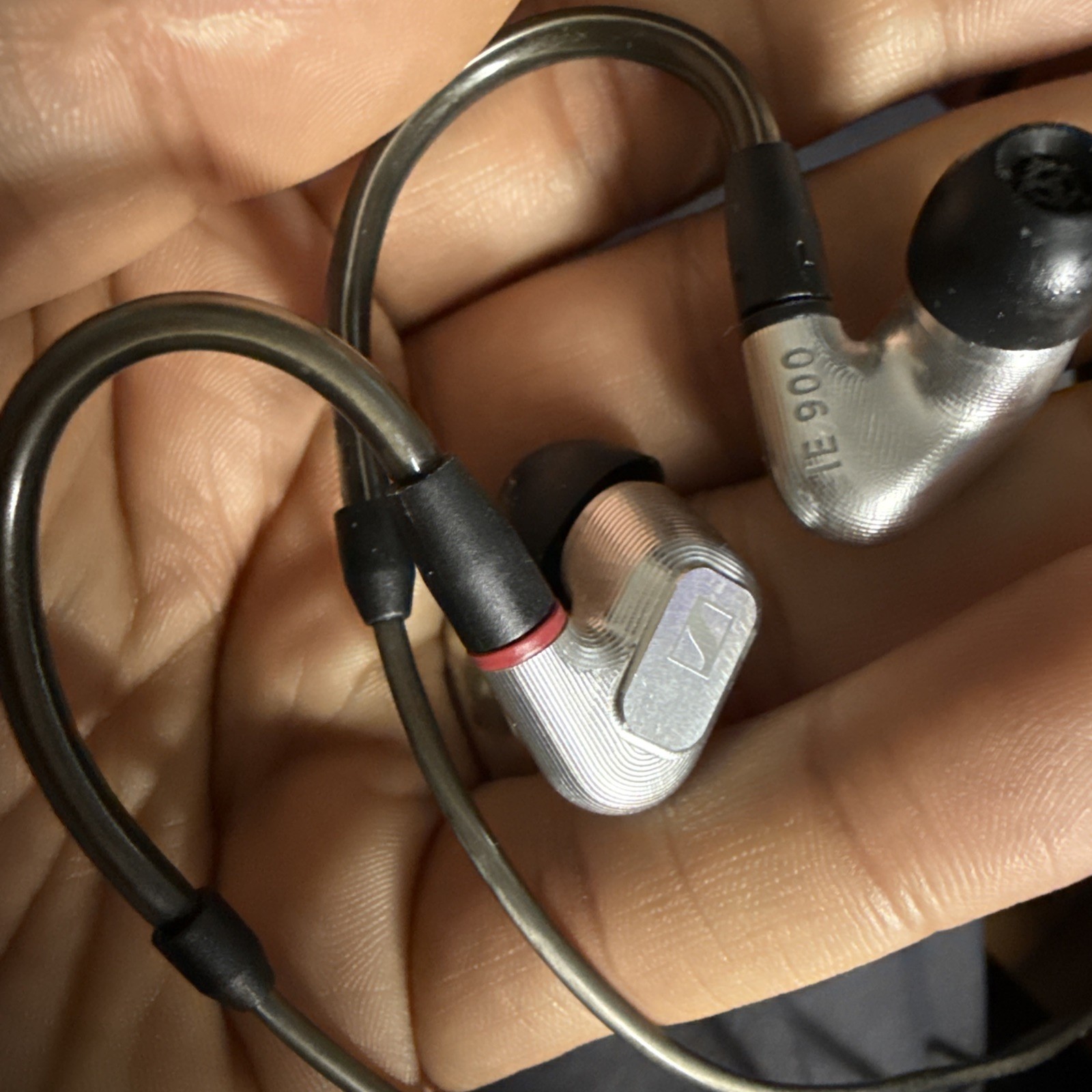 Sennheiser IE 900 Audiophile in-Ear Headphone- TrueResponse Transducers with X3R