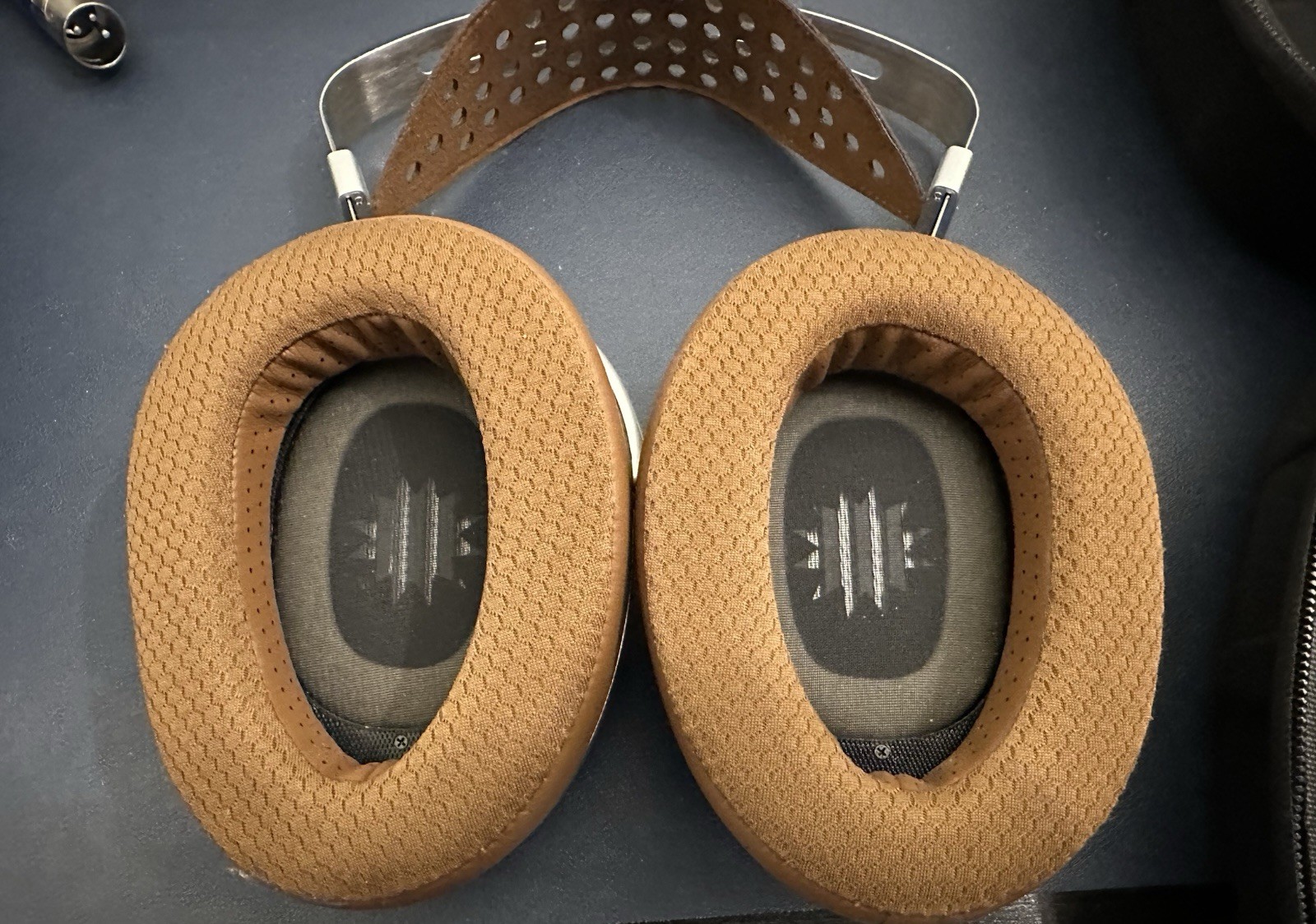 HIFIMAN Audivina Over Ear Headphones