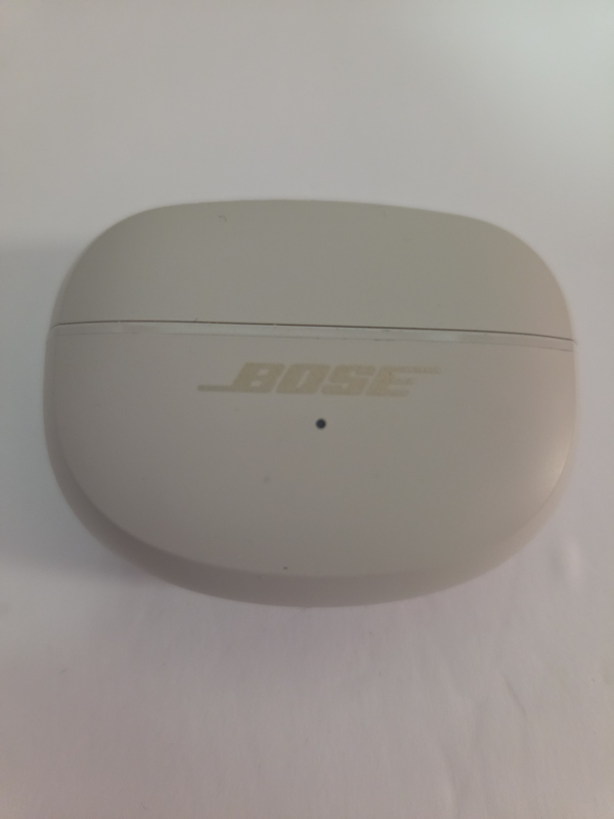 Bose Ultra Open Earbuds charging case gray