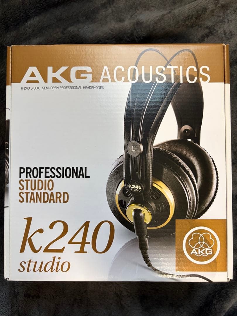 AKG K240 Headphones Black Open Back Semi Open Used Studio Monitor Audio