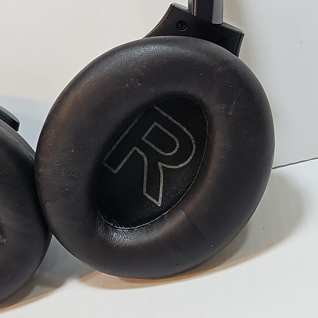 Soundcore Life Q20 – Hybrid Active Noise Cancelling Headphones