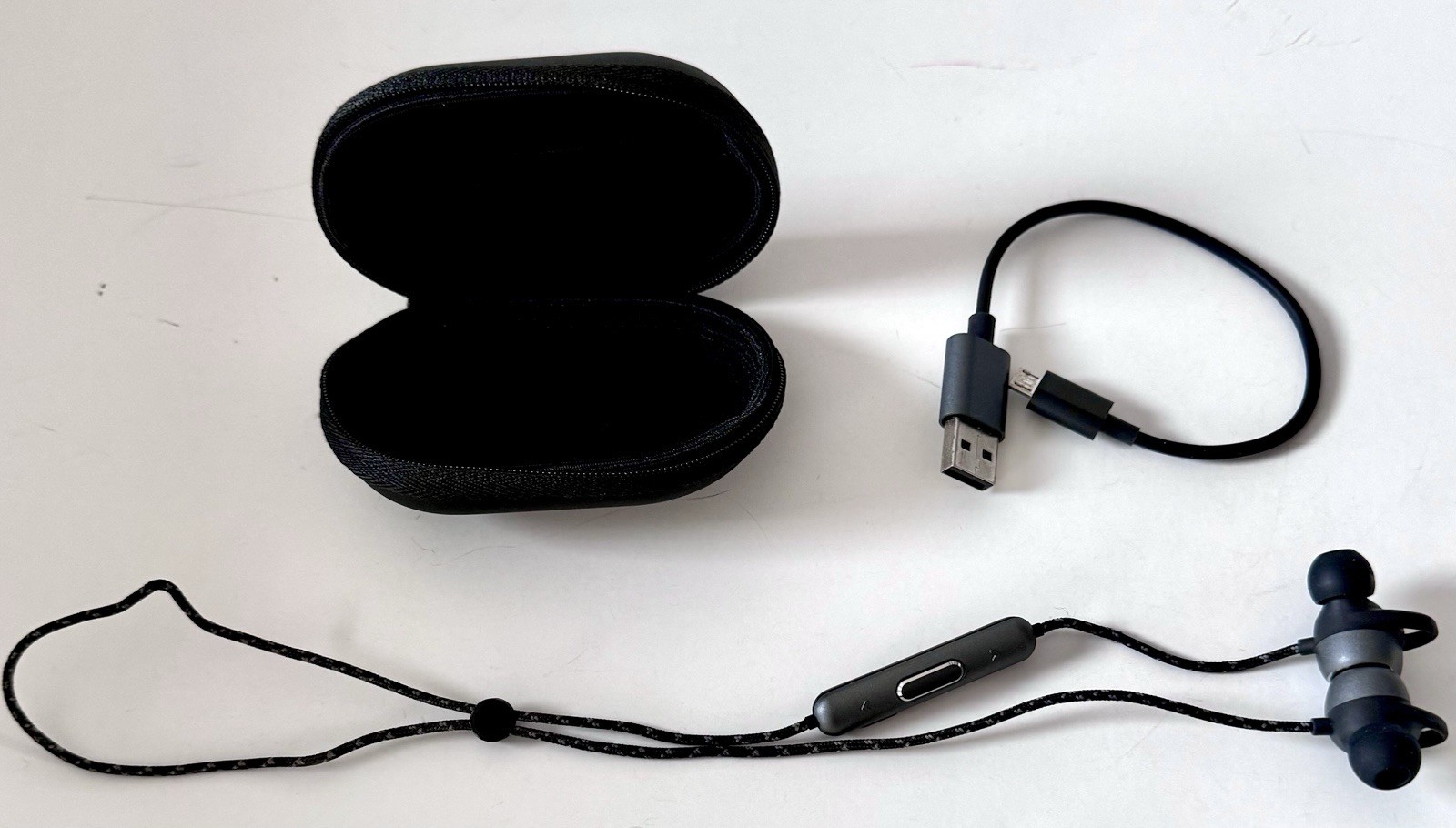 AKG N200 Earbuds Bluetooth Wireless Black AKGN200BTBLK Harman Kardon