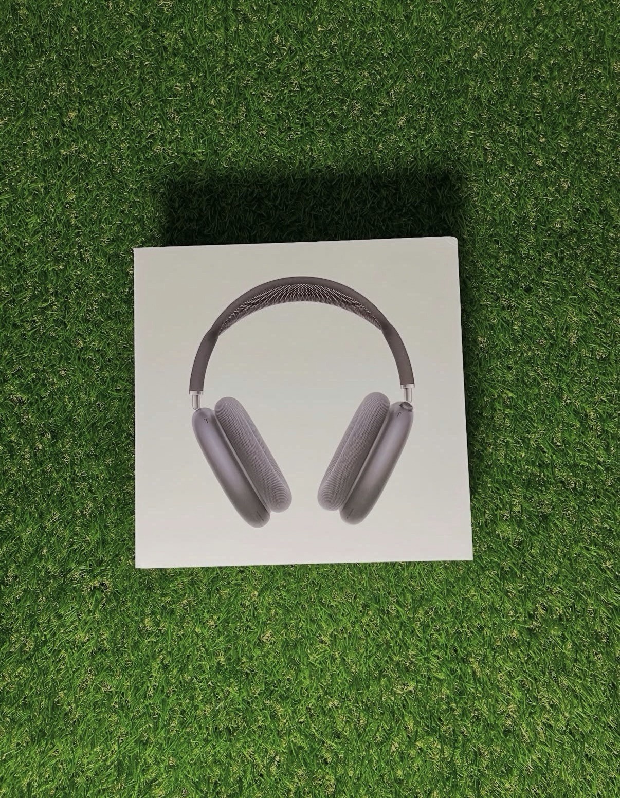 Apple AirPods Max Wireless Bluetooth Over-Ear Headphones, Midnight A3184