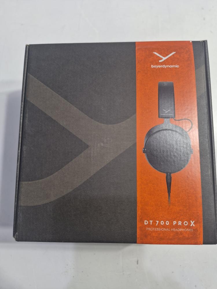 BEYERDYNAMIC PRO HEADPHONES DT 700 PRO X (P11034934)