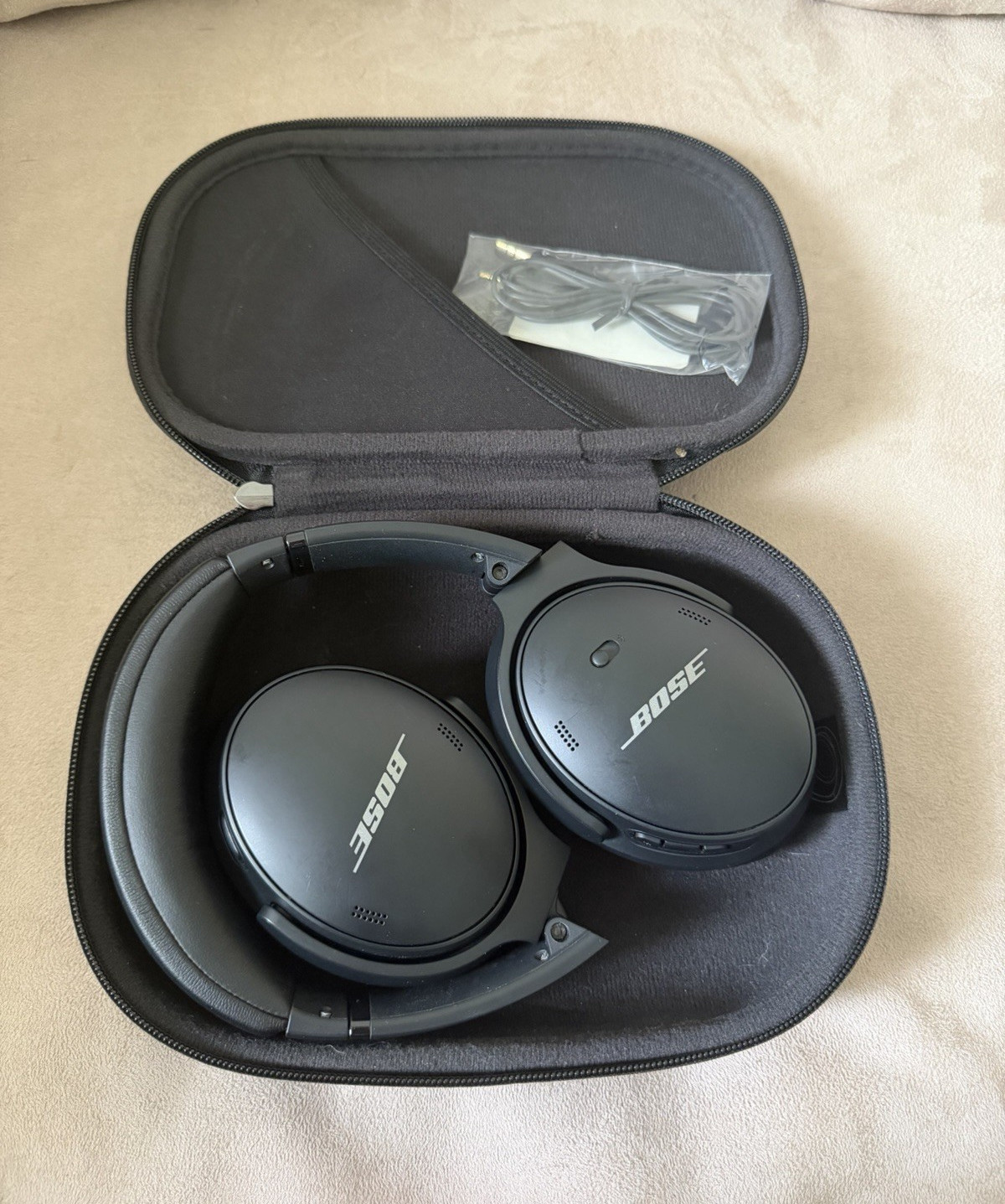 Bose Quietcomfort 45 Headphones Black Bluetooth & 3.5mm Jack Adjustable Headband