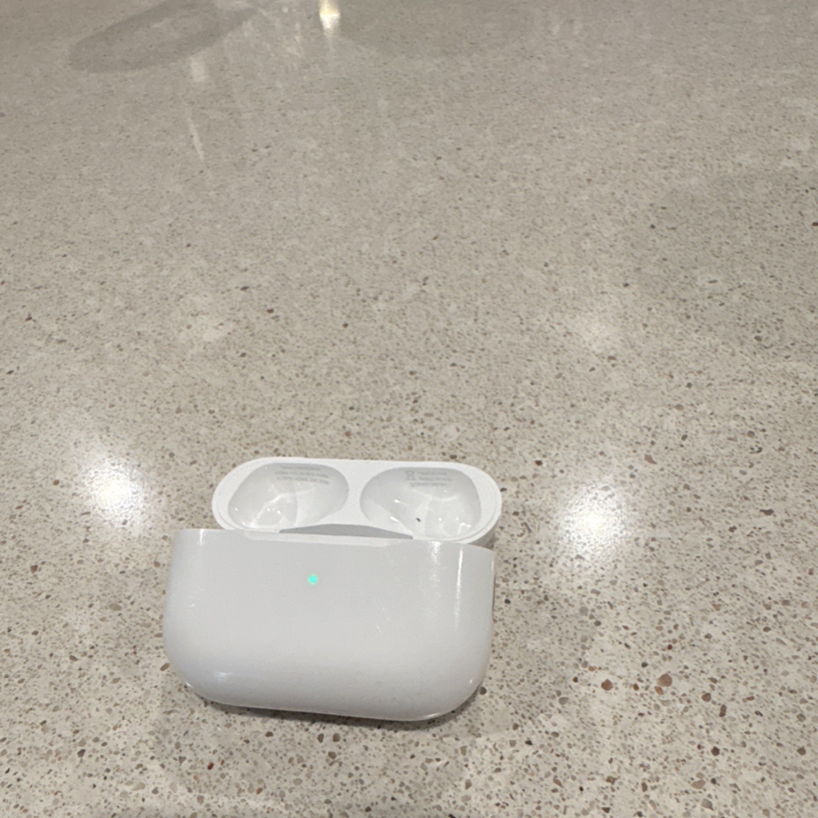 Apple AirPods Pro Wireless Earbud Charging Case White Rechargeable Battery