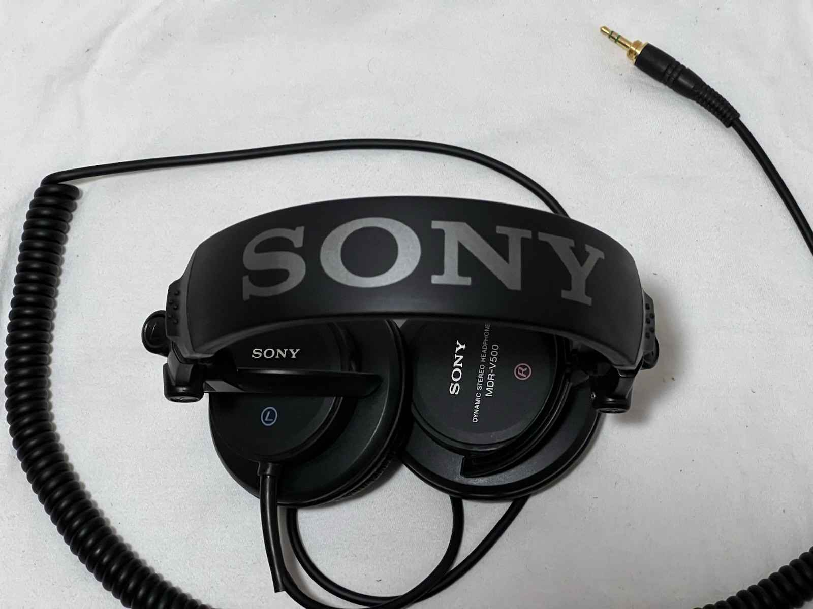 Sony MDR-V500 Dynamic Stereo Headphones Made in Thailand -Decent Pads