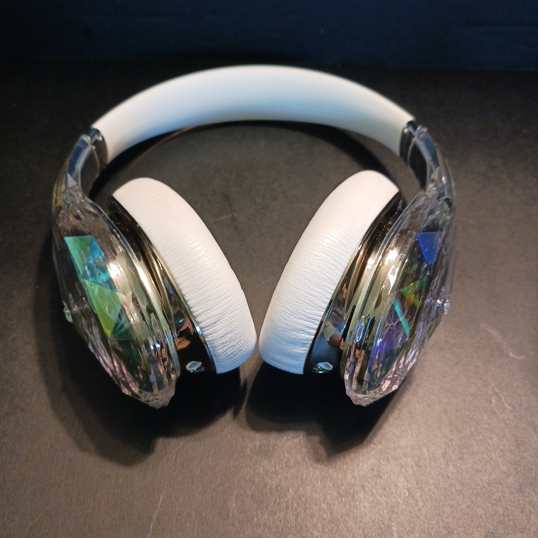 Monster Diamond Tears Edge On-Ear Headphones Limited Edition Crystal Diamond