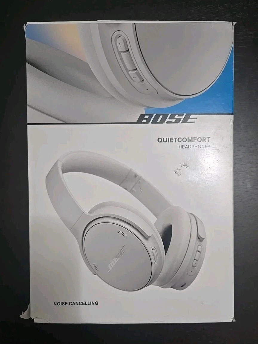 Bose QuietComfort Wireless Over-Ear Headphones – White Smoke OPEN BOX