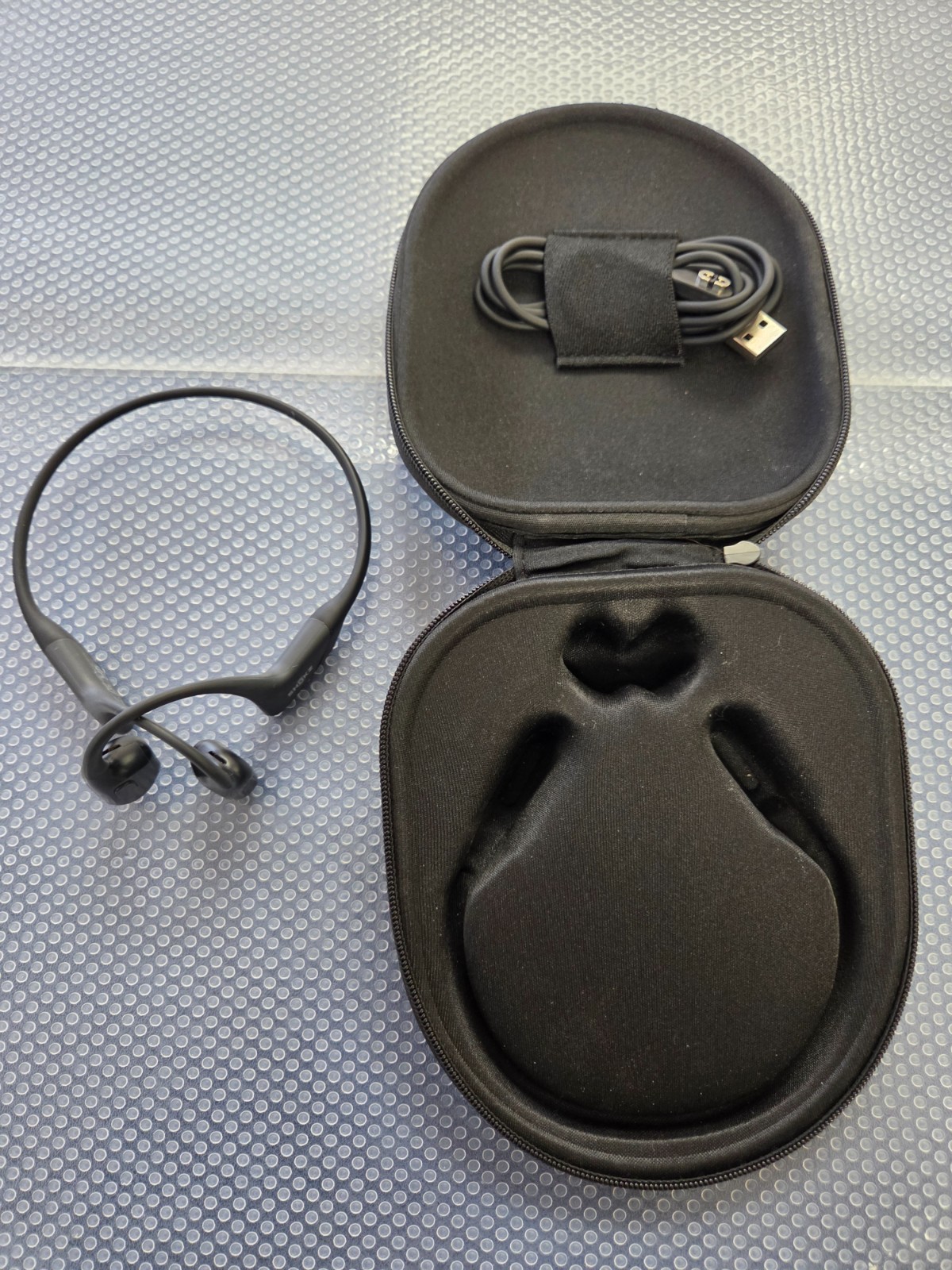Shokz OpenRun Wireless Bone Conduction Headphones – Black S810