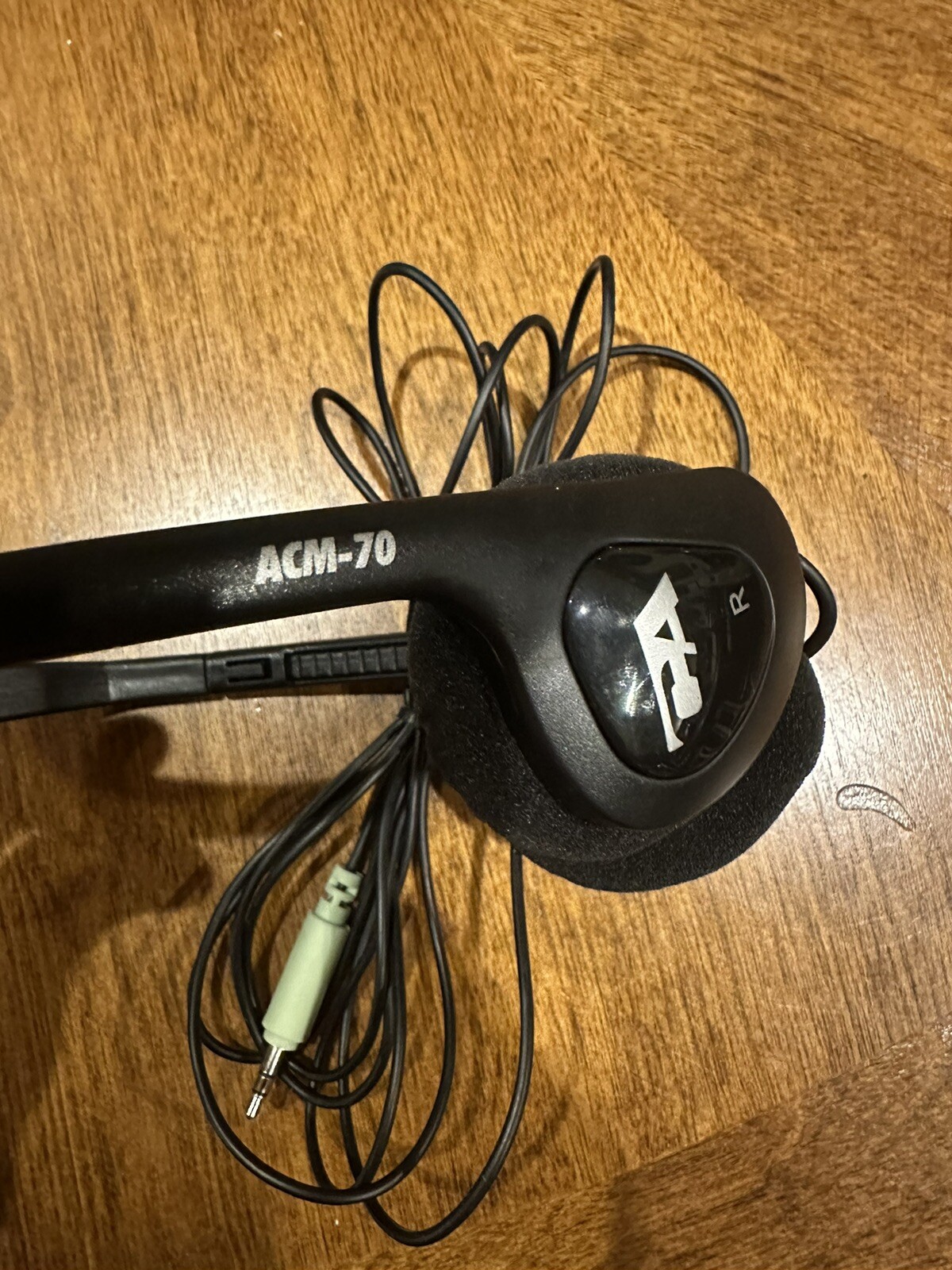 Cyber Acoustics Semi-open Stereo Headphone – 20-20000 Hz – Wired ACM-70B