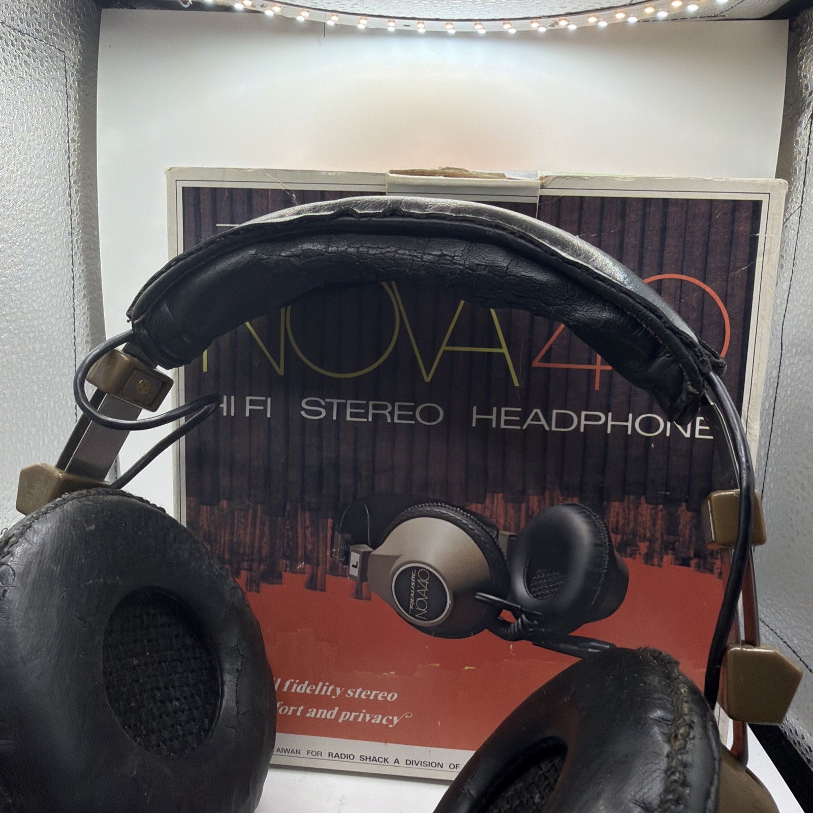 Vintage Realistic Nova 40 Padded Stereo Headphones Retro Full Size 1/4″ Jack